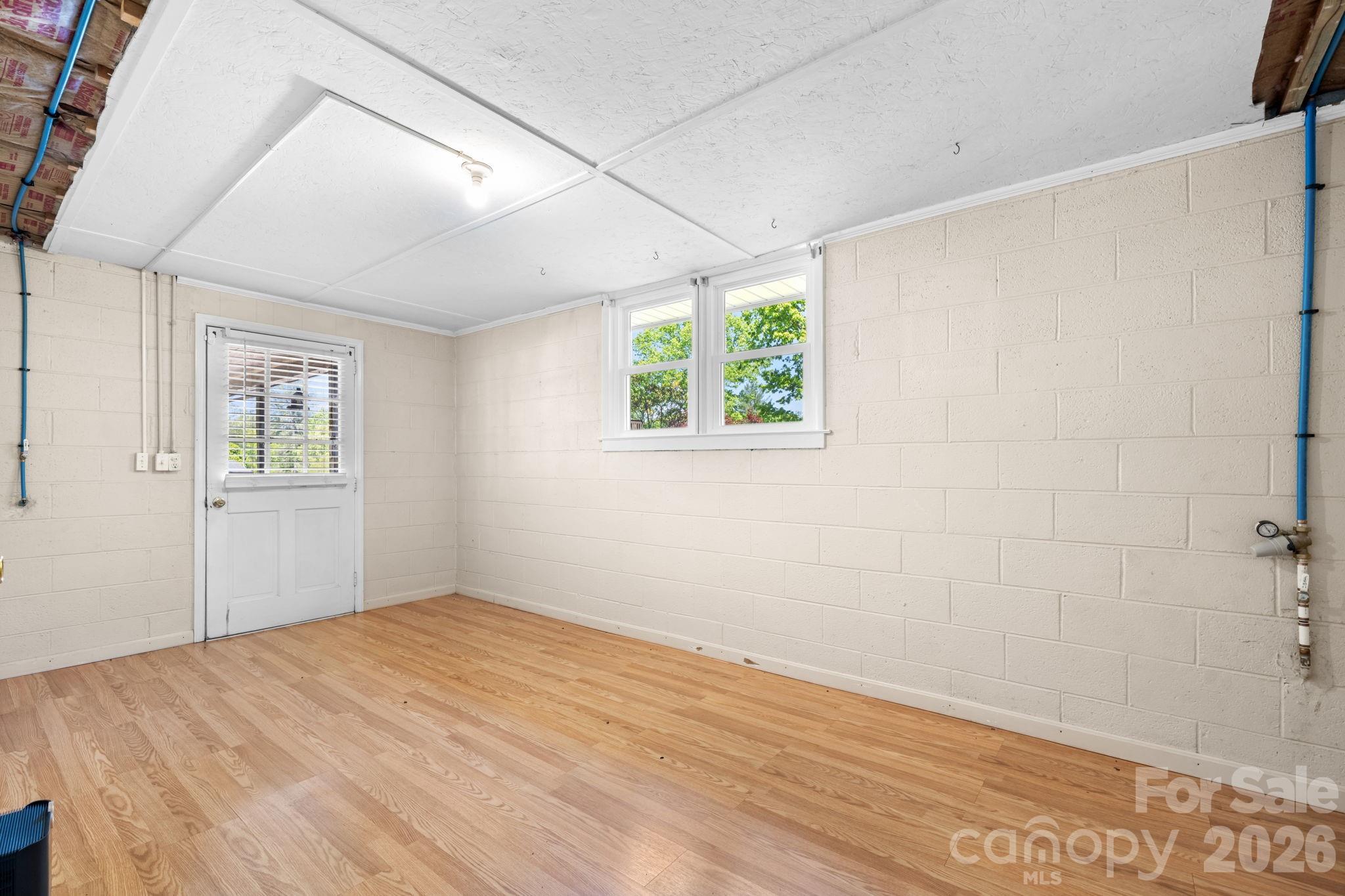 2113 White Pine Drive