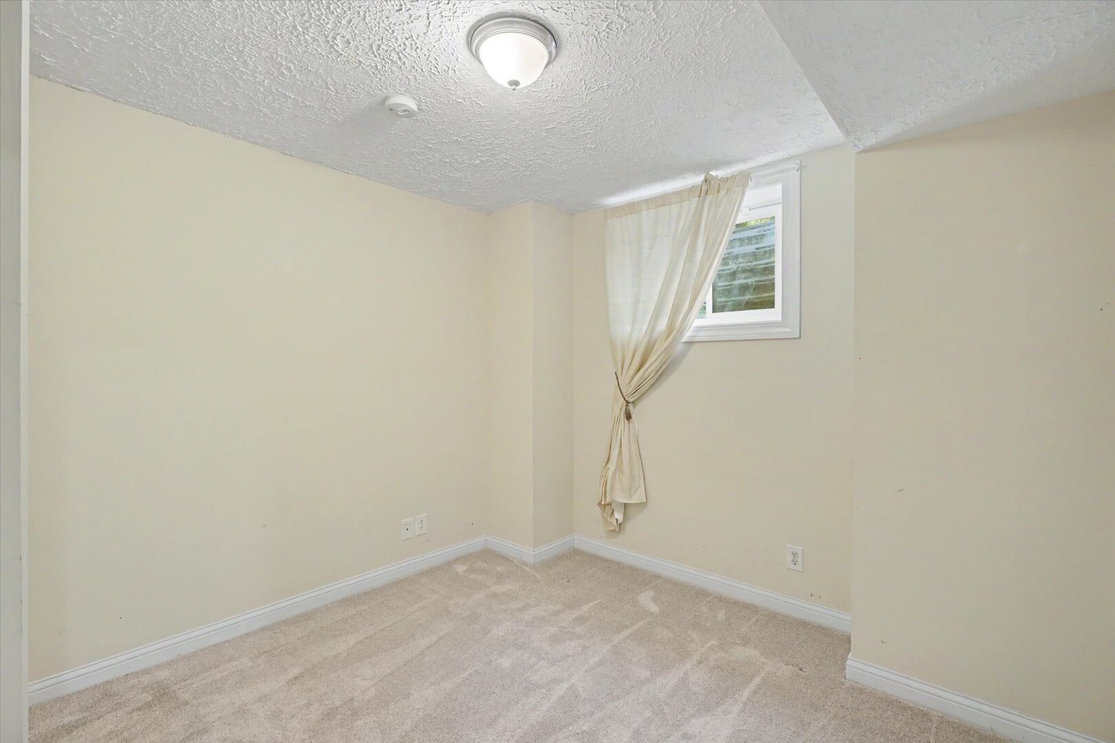 2101 Talans Drive