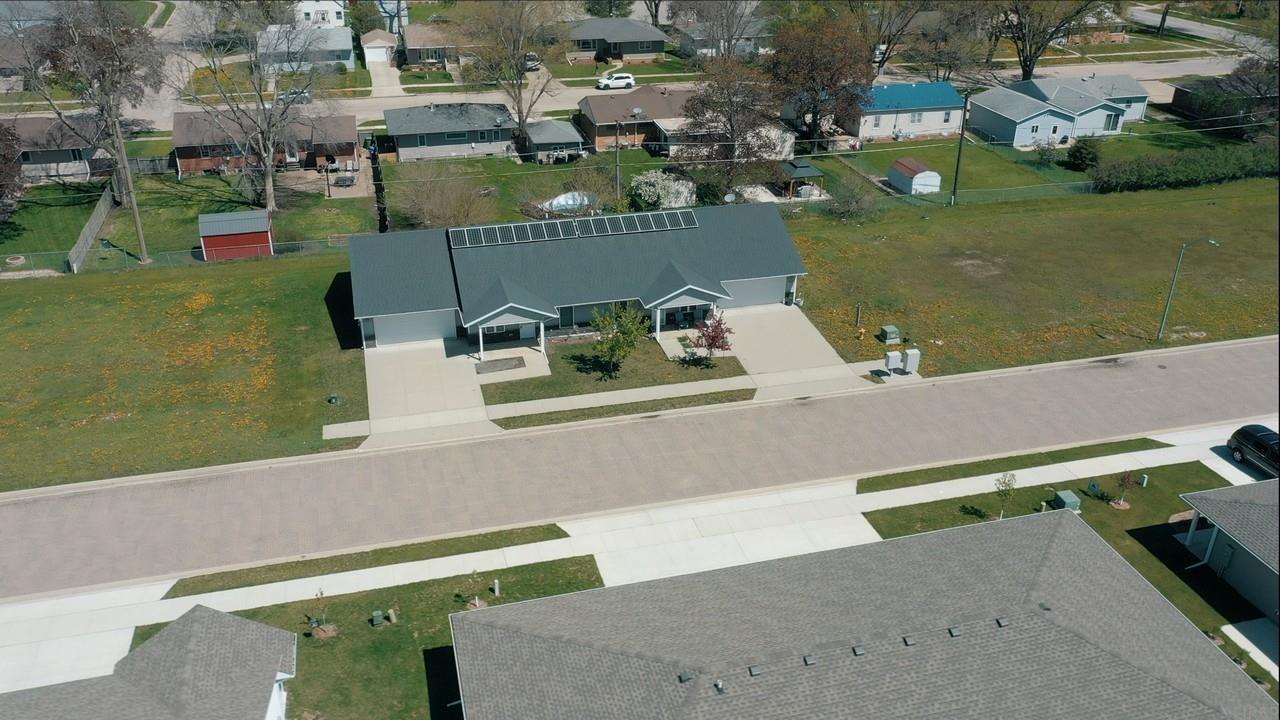 815 Parkside Lane