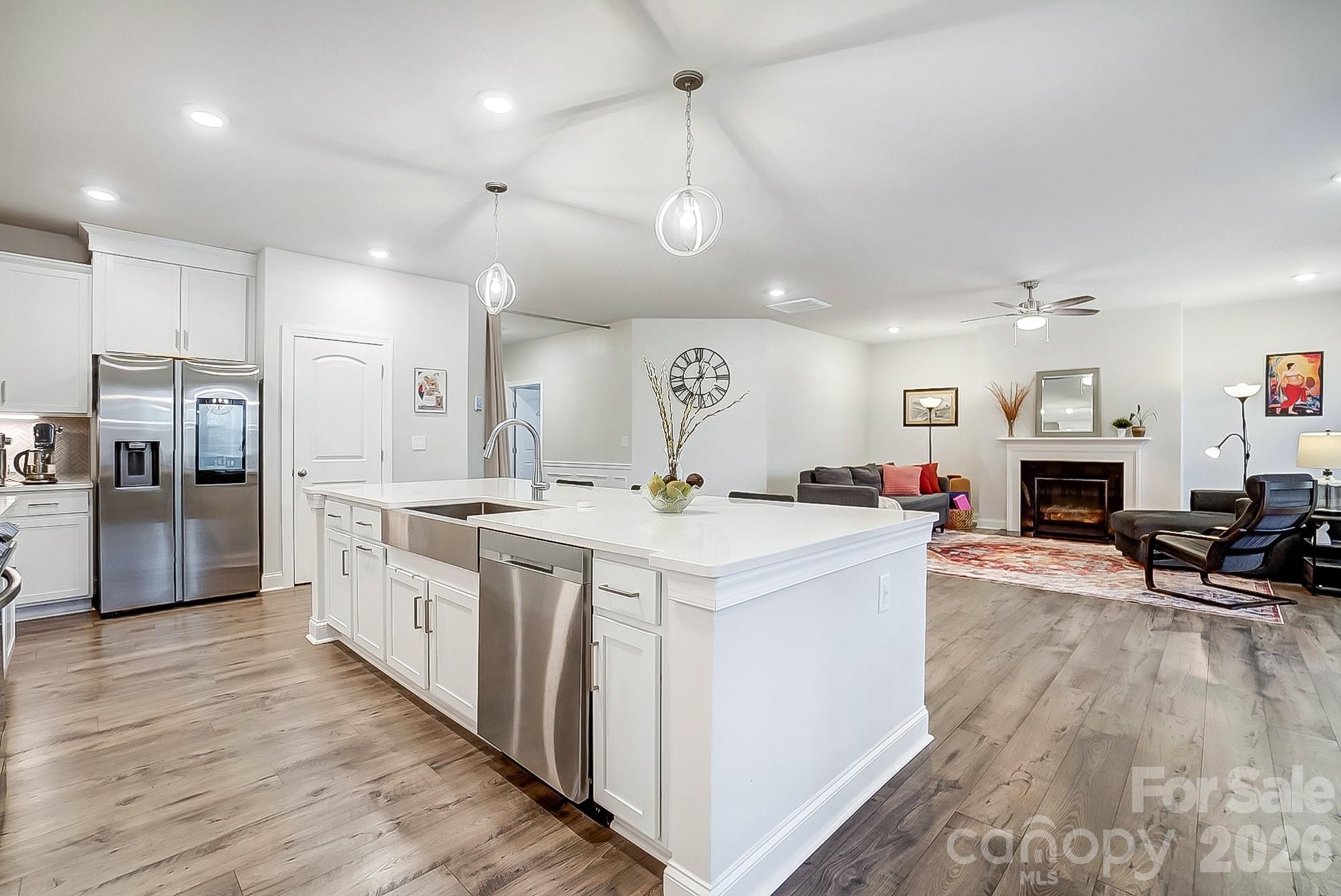 6858 Hunts Mesa Drive