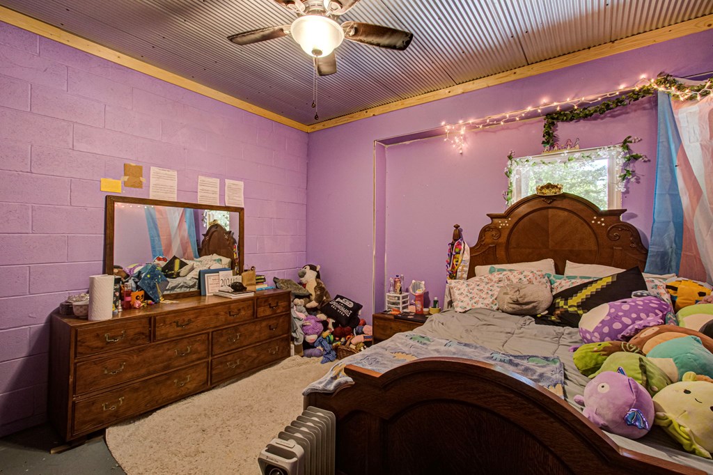 2240 Smith Mountain Rd