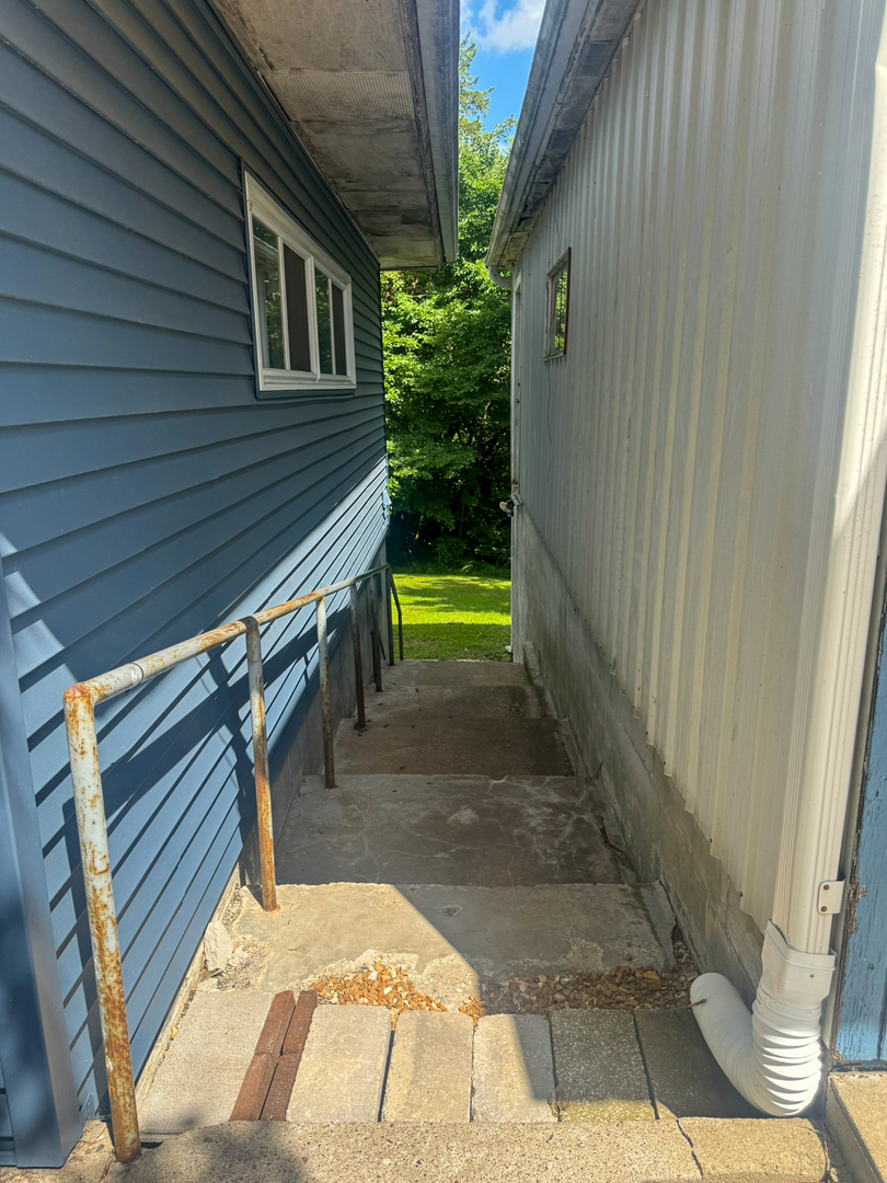 800 Shady Acres Lane
