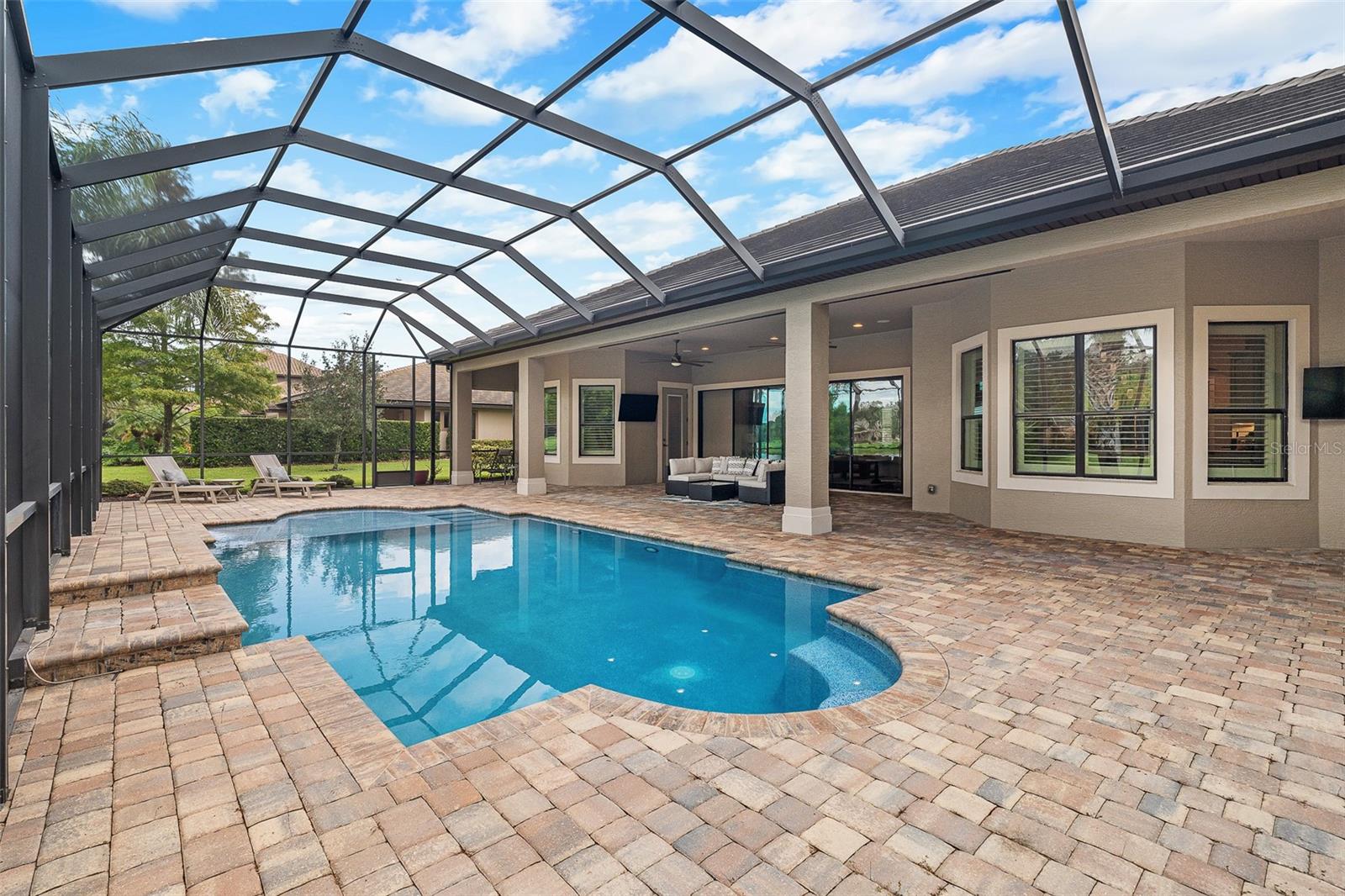 1208 Castlehawk Lane