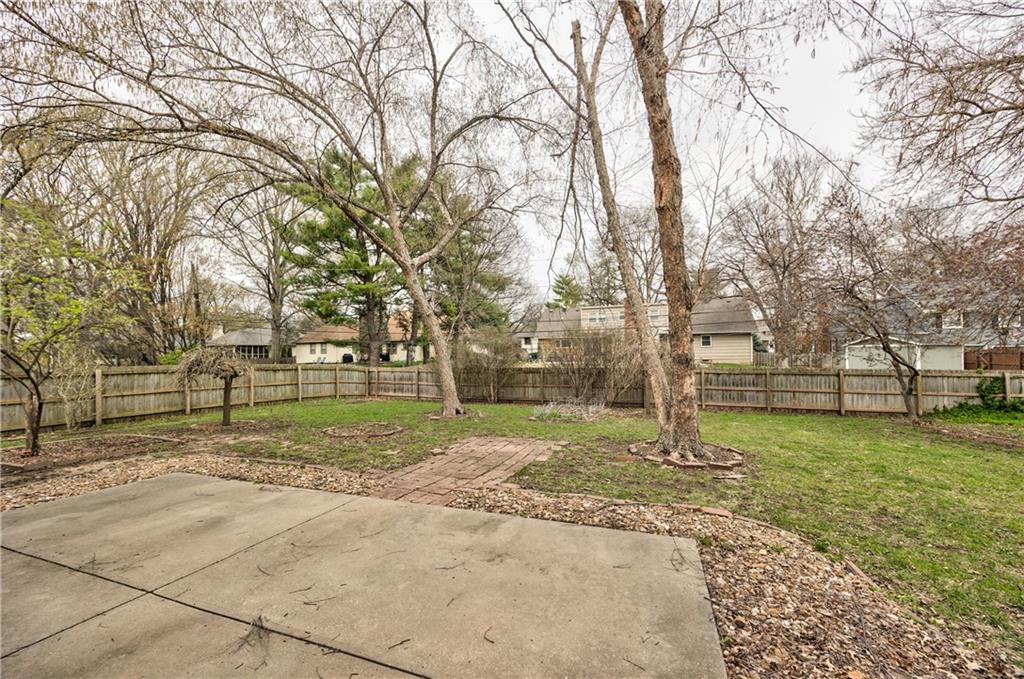4304 W 83rd Street