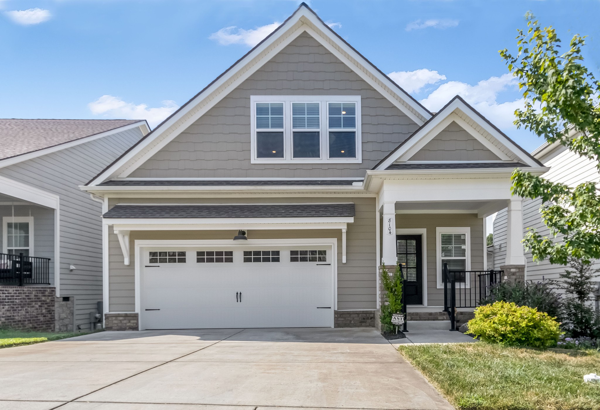 Welcome to this move-in ready 3-bedroom, 2.5-bath home nestled in the desirable Autumn View community! Boasting 2,384 sq ft of comfortable living space, this beautifully maintained home features an open-concept layout that seamlessly connects the dining area and kitchen—perfect for entertaining or everyday living. Spacious bedrooms, modern finishes, and a well-designed floor plan make this home a standout. Ethernet connections in all bedrooms, bonus room, and living room. Don’t miss your chance to enjoy all that Autumn View has to offer!