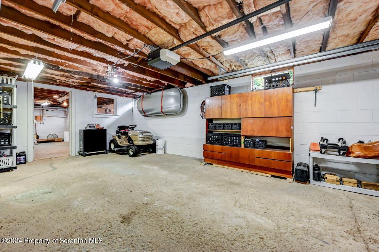 400 Montrose Avenue L113