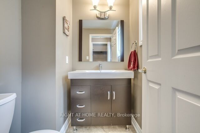 28 N Hettersley Dr