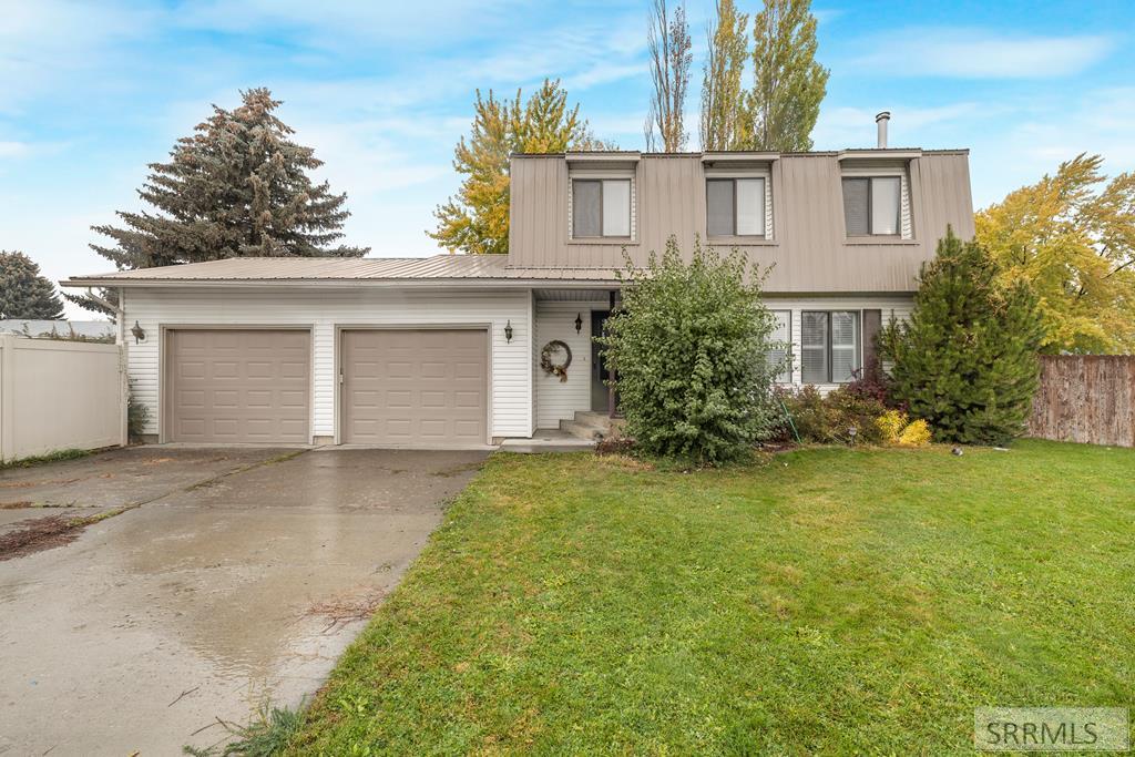 203 Hummingbird Place