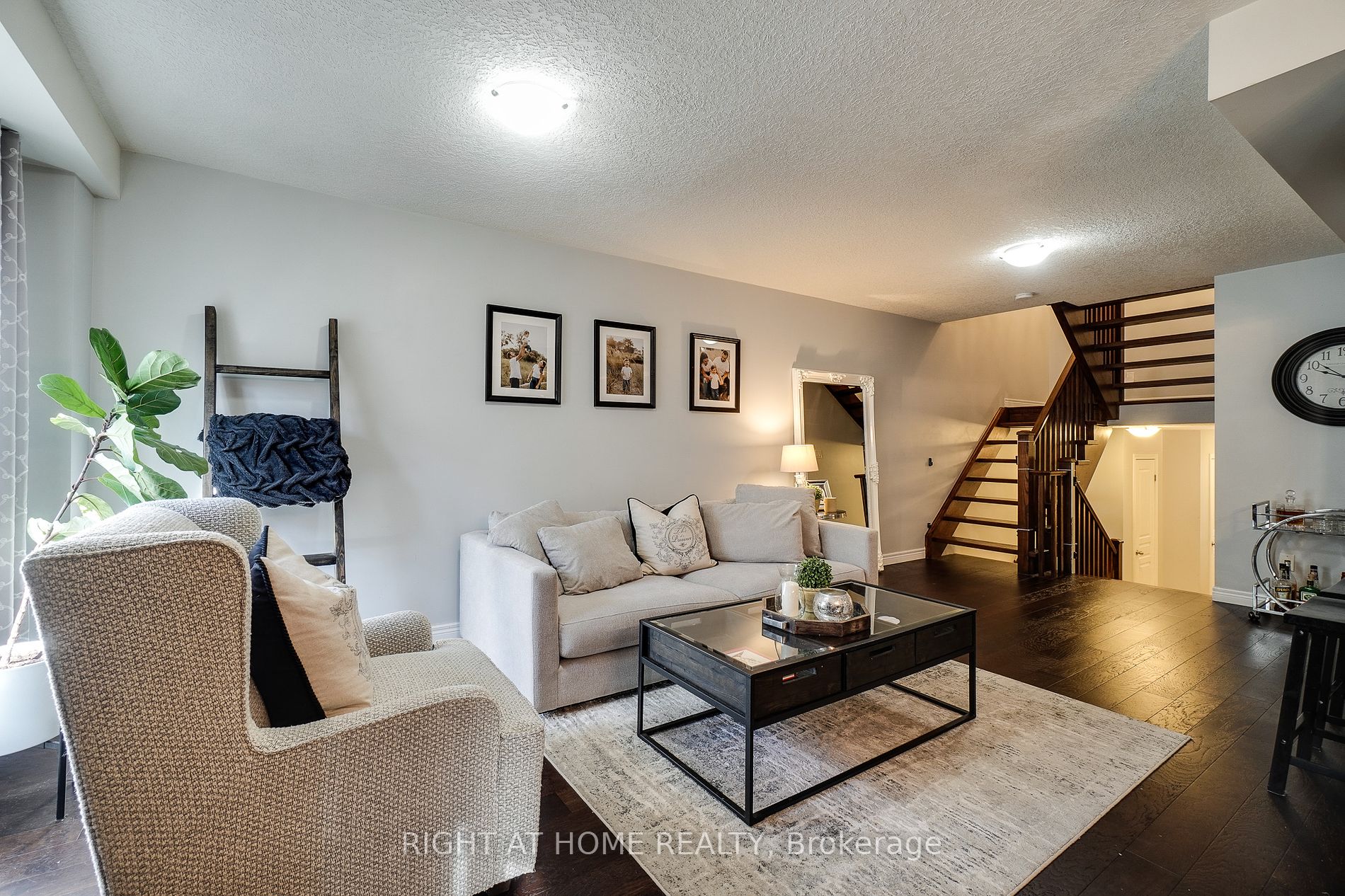 70 Highgate Dr 12