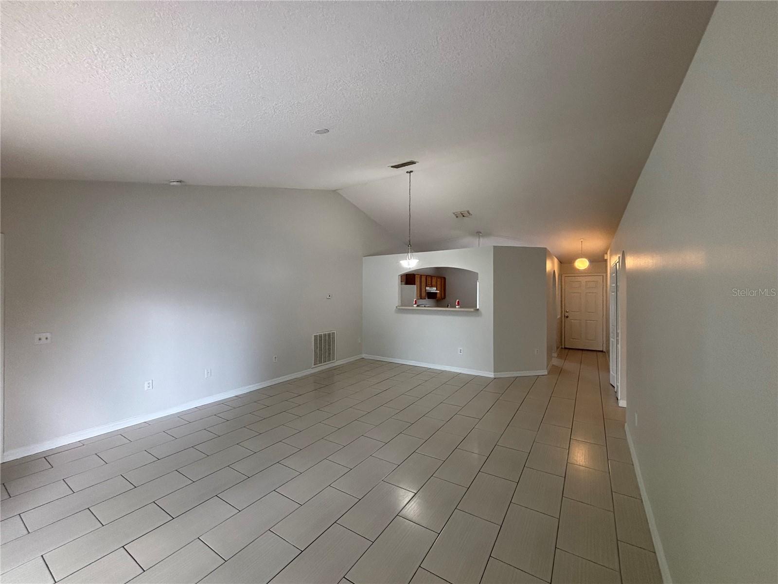 120 Spoonbill Court