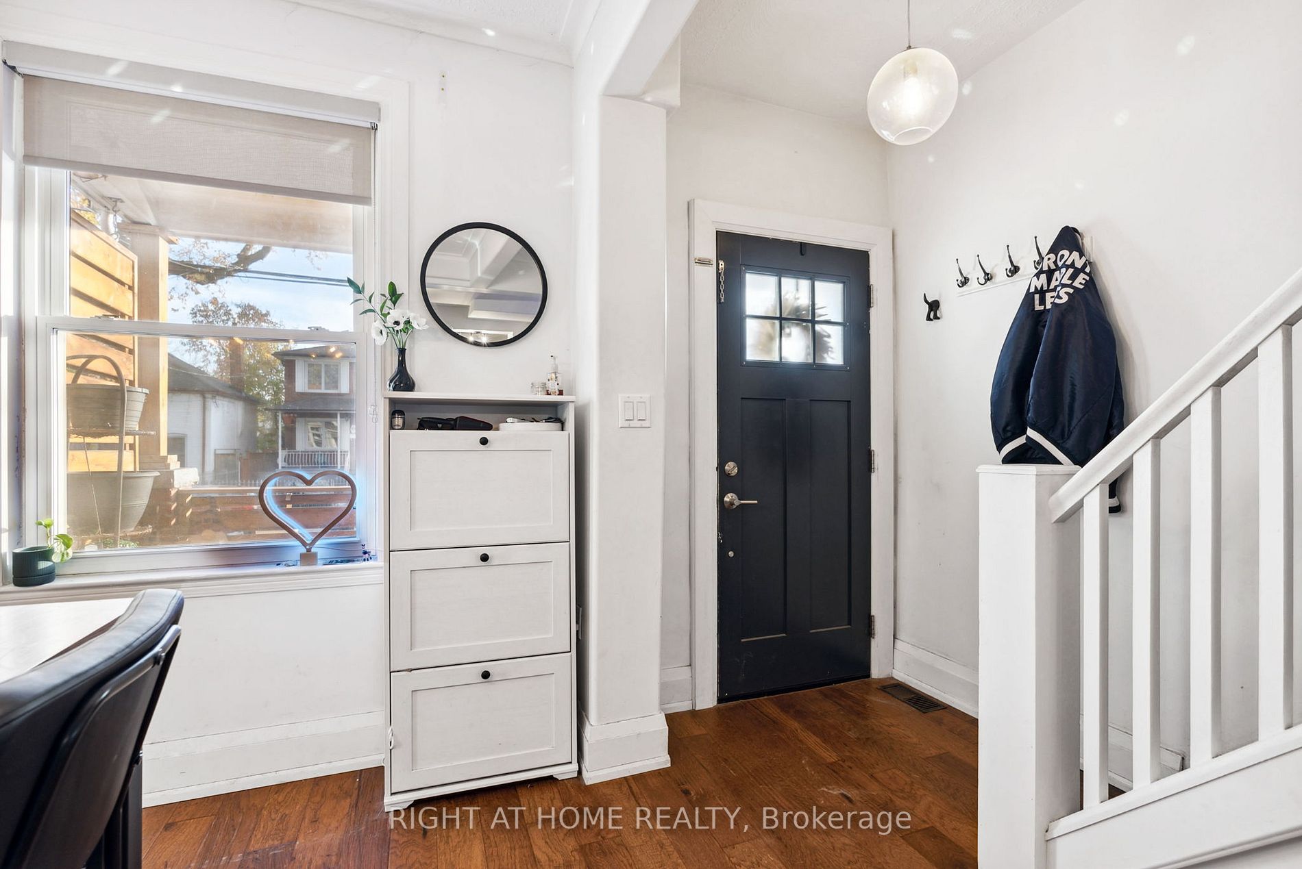 232 Maria St