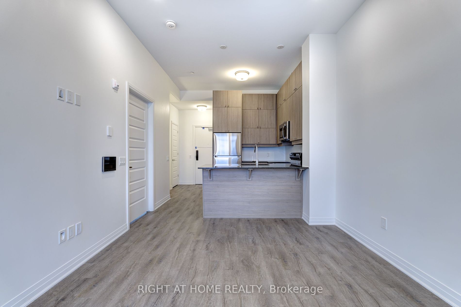 460 Gordon Ave 610
