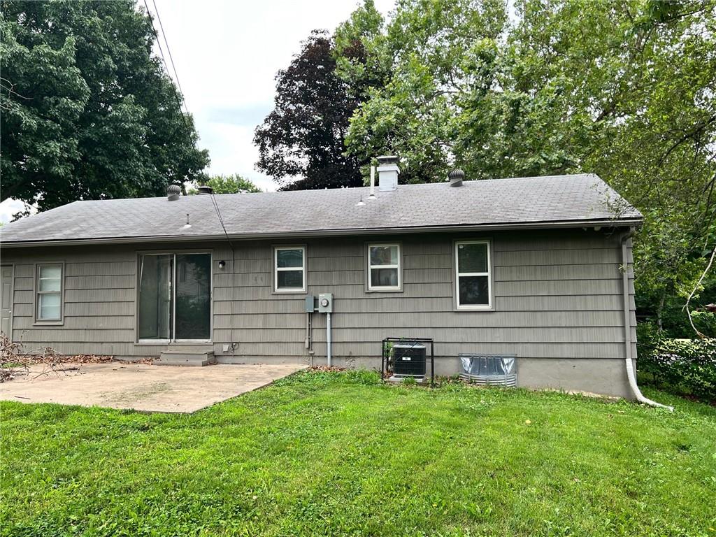 3407 S Claremont Avenue