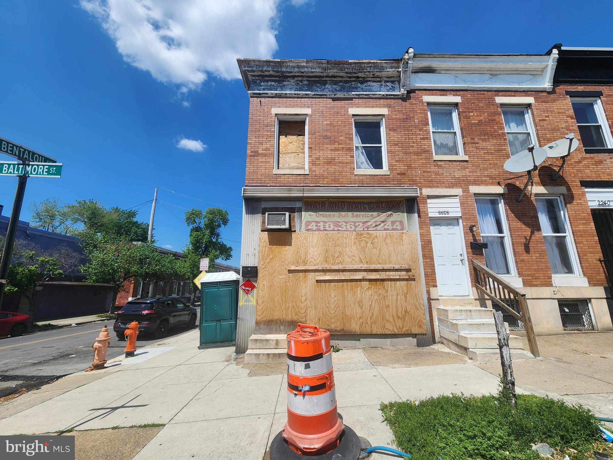 2244 WBaltimore St  