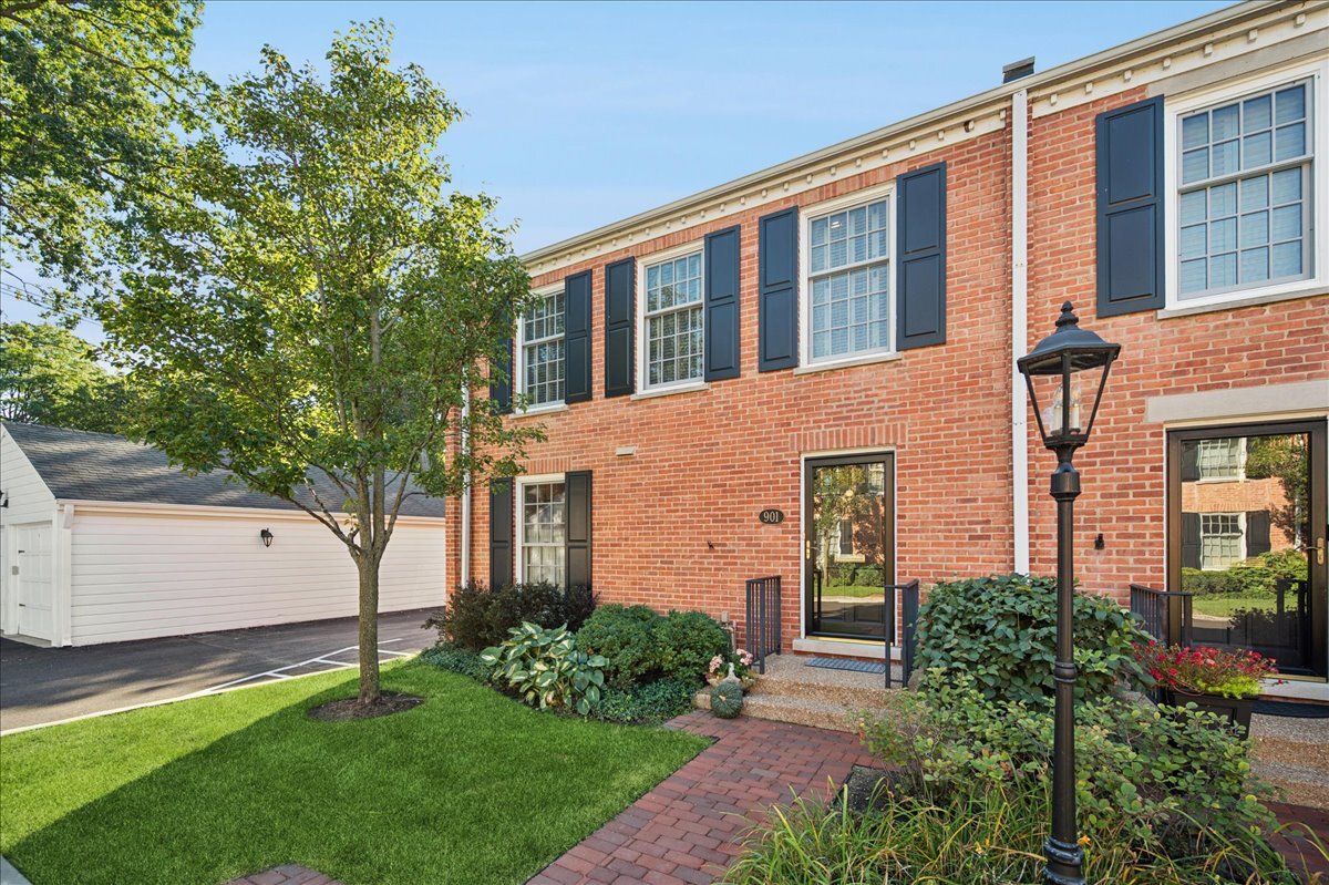 Welcome to your new home in east Wilmette in Westerfield! This prime end unit on the western side of Westerfield is everything you've been looking for with easy, open living spaces and 3 roomy bedrooms and 2.1 baths. It has a perfect mix of modern updates and classic touches. As soon as you walk in, you'll love the large living room with a fireplace and custom built-ins that open up to a delightful patio - ideal for relaxing or entertaining. The dining area also leads to the patio, making it easy for grilling and hosting. The kitchen, completely renovated in 2024, is the heart of the home. It's got all the  finishes desired in a kitchen for today and flows easily to the family room, creating the perfect space for everyday life and get-togethers. The second floor features a lovely primary suite with an updated en suite bath along with two other spacious and bright bedrooms and a renovated hall bath. There's plenty of storage space in the bathrooms and bedrooms so you can move in, unpack and enjoy your new home from day one! The lower level is finished and very versatile with space for a rec room, a home office, or gym. Also in the lower level is extra storage and a laundry room.  This wonderful home has been taken care of with solid mechanical updates: new electric panel 2025, new water heater 2018, new windows 2011, new roof 2011, new furnace 2009, masonry work - 2014, air conditioner 2003, washer (2024) and dryer (2020), new sump pumps (2025) for your peace of mind. Garage parking is just steps away and an extra exterior spot is just out the door. The location, near Langdon Beach and Plaza Del Lago with shops, groceries and lots of convenient dining options is ideal. Surrounded by the beauty of east Wilmette, this home is ready for you to move right in and start living the easy life in this perfectly designed and renovated home sweet home!