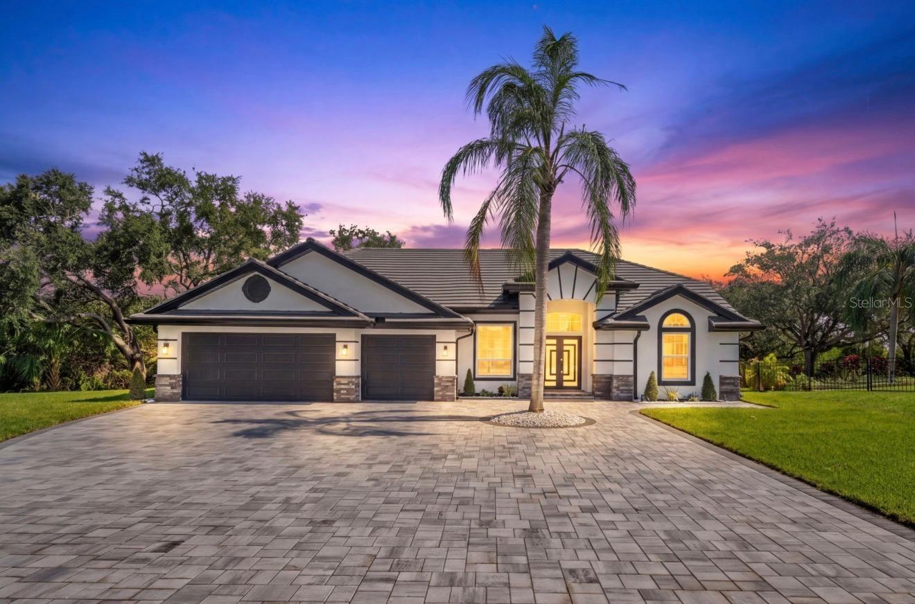 9701 Port Colony Way, Tampa, FL