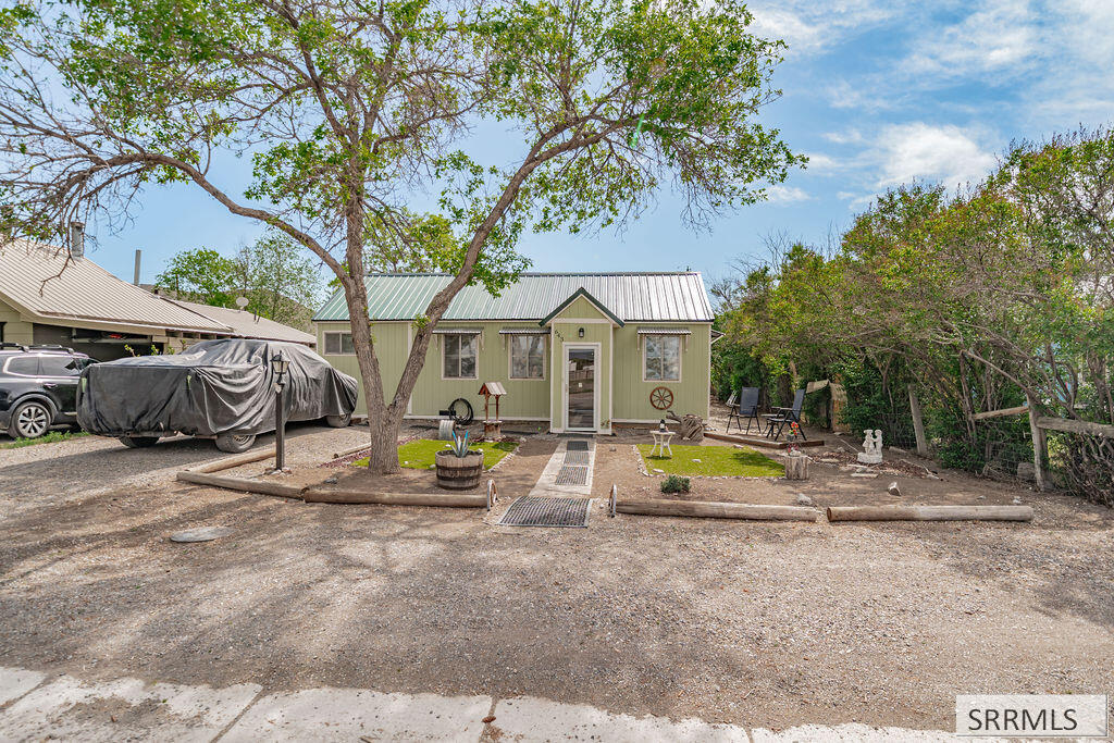 643 Decoria Avenue