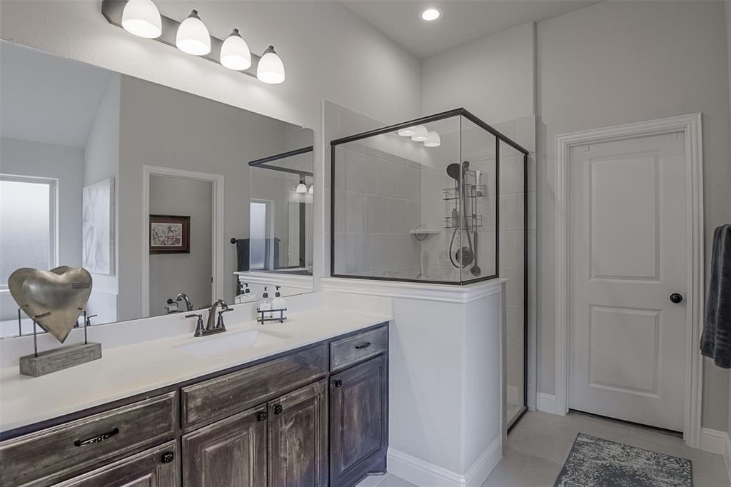 3806 Pine Valley Lane