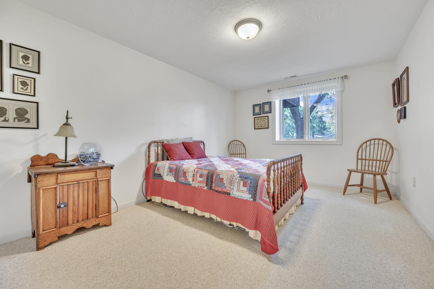 211 Emerald Meadows Drive