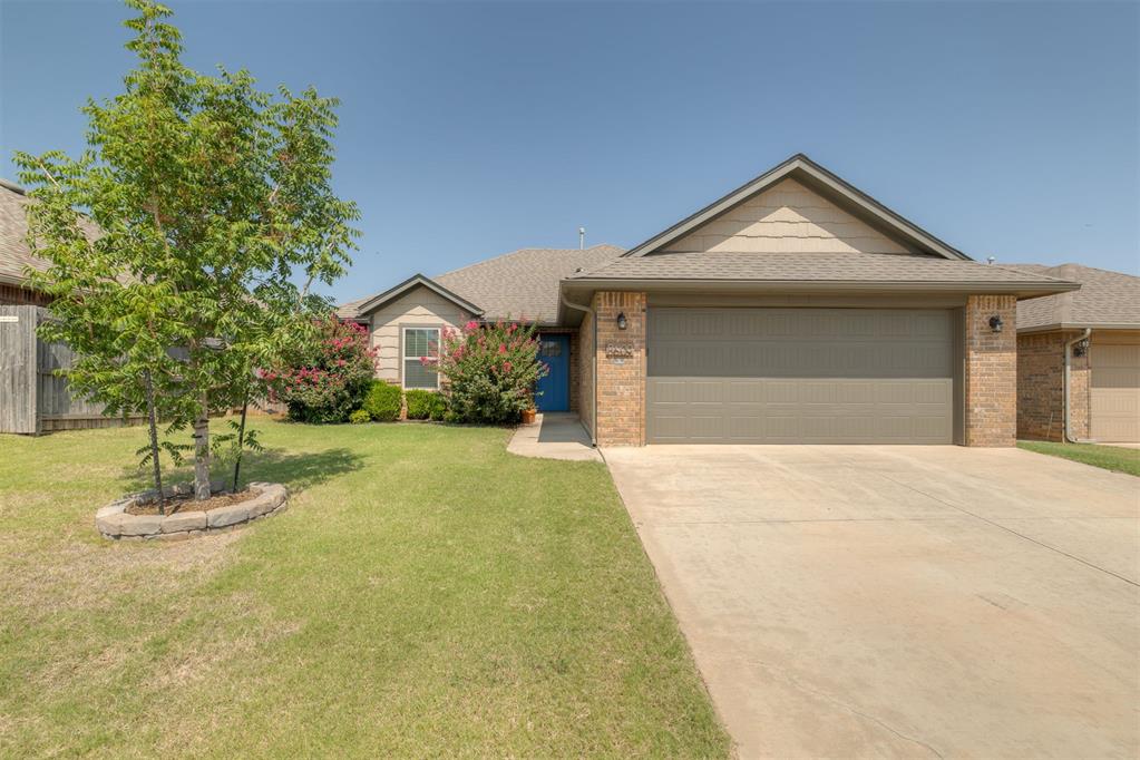 Beautiful, Well-Built & Well-Maintained Home in Mustang Schools!
This home offers an inviting and functional layout with modern amenities throughout. Brand new carpet, pad, fresh paint inside and outside. The spacious kitchen is a chef’s dream, featuring abundant cabinetry, granite countertops, stainless steel appliances, and a pantry for extra storage.
The primary suite is a true retreat with a large walk-in closet and a luxurious bathroom complete with a double vanity, jetted tub, and separate walk-in shower with a glass enclosure.
Step outside to enjoy the covered patio and spacious backyard—perfect for entertaining or relaxing. Inside and out, this home feels even larger than the square footage suggests.
Conveniently located with easy access to shopping, restaurants, airports, major highways, gyms, and medical care, this home truly has it all!