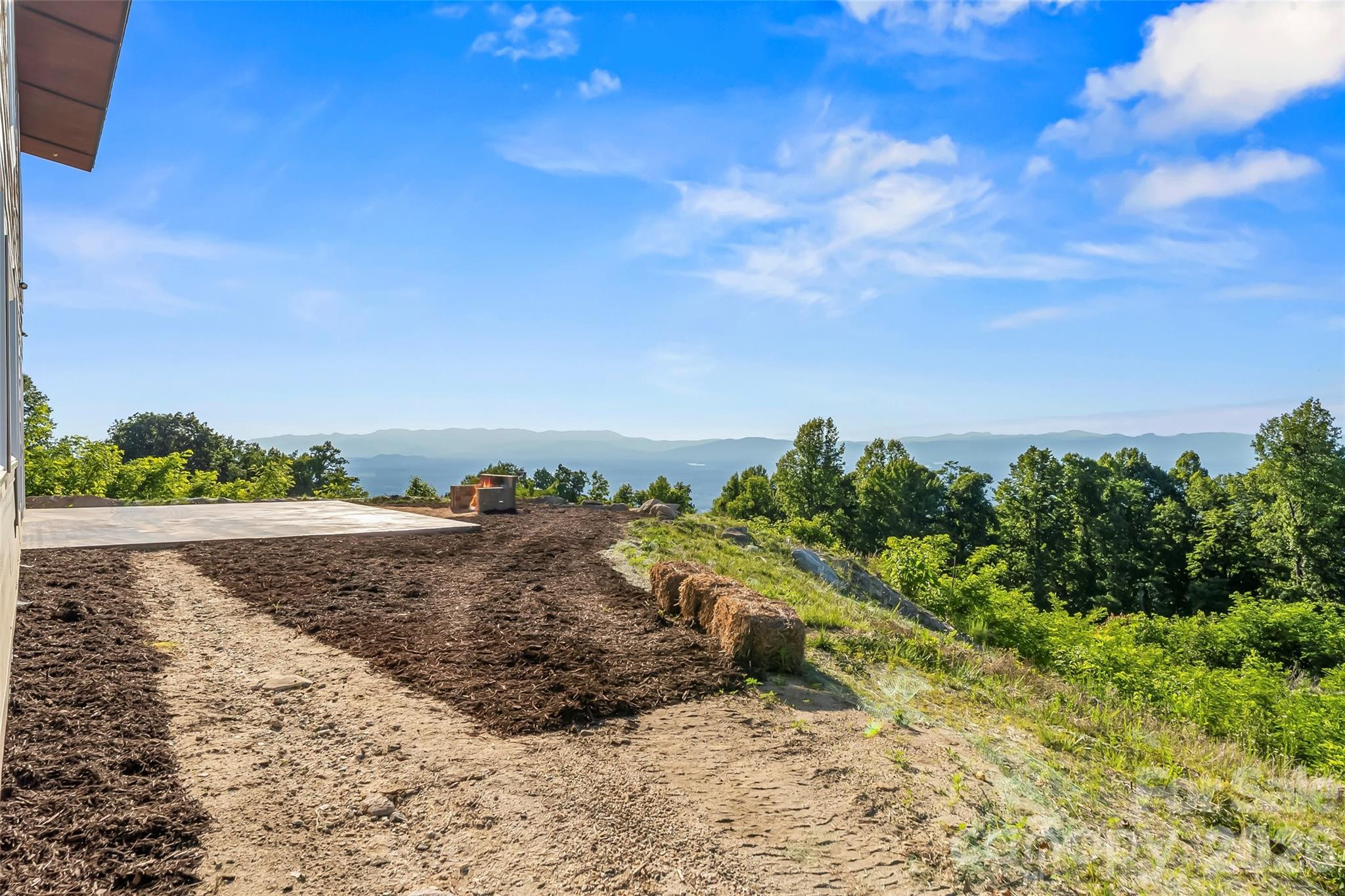 6718 Walkertop Mountain Heights Drive