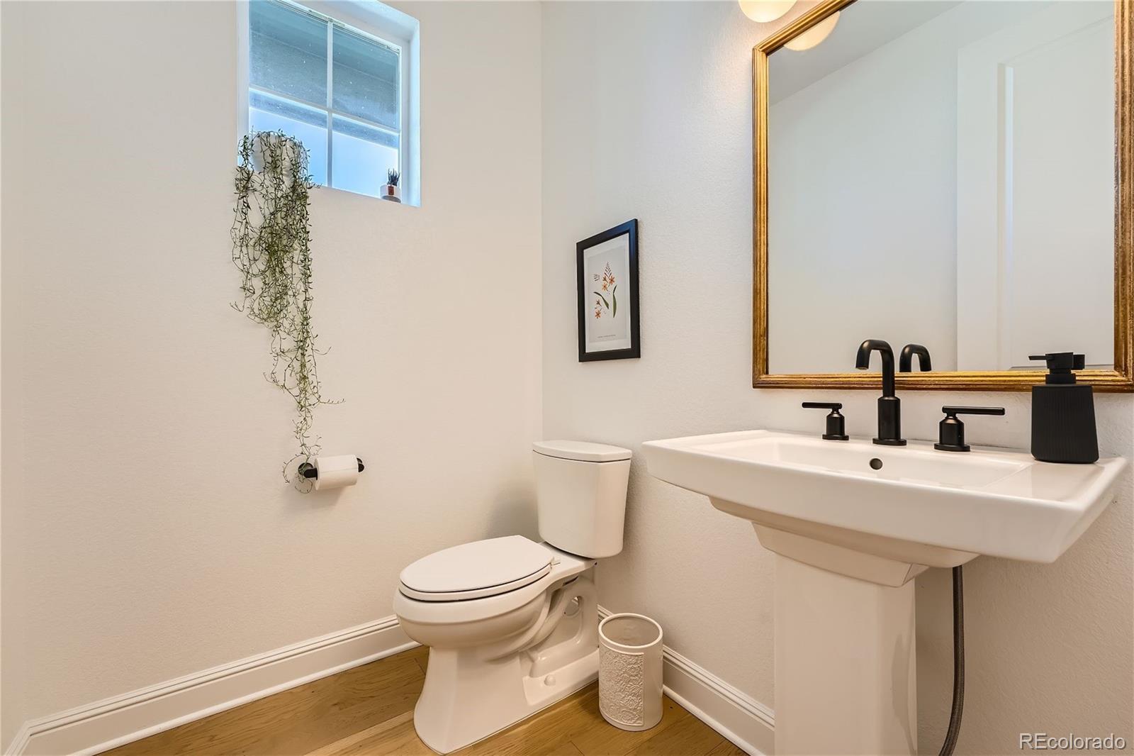 21360 Tyrolite Avenue