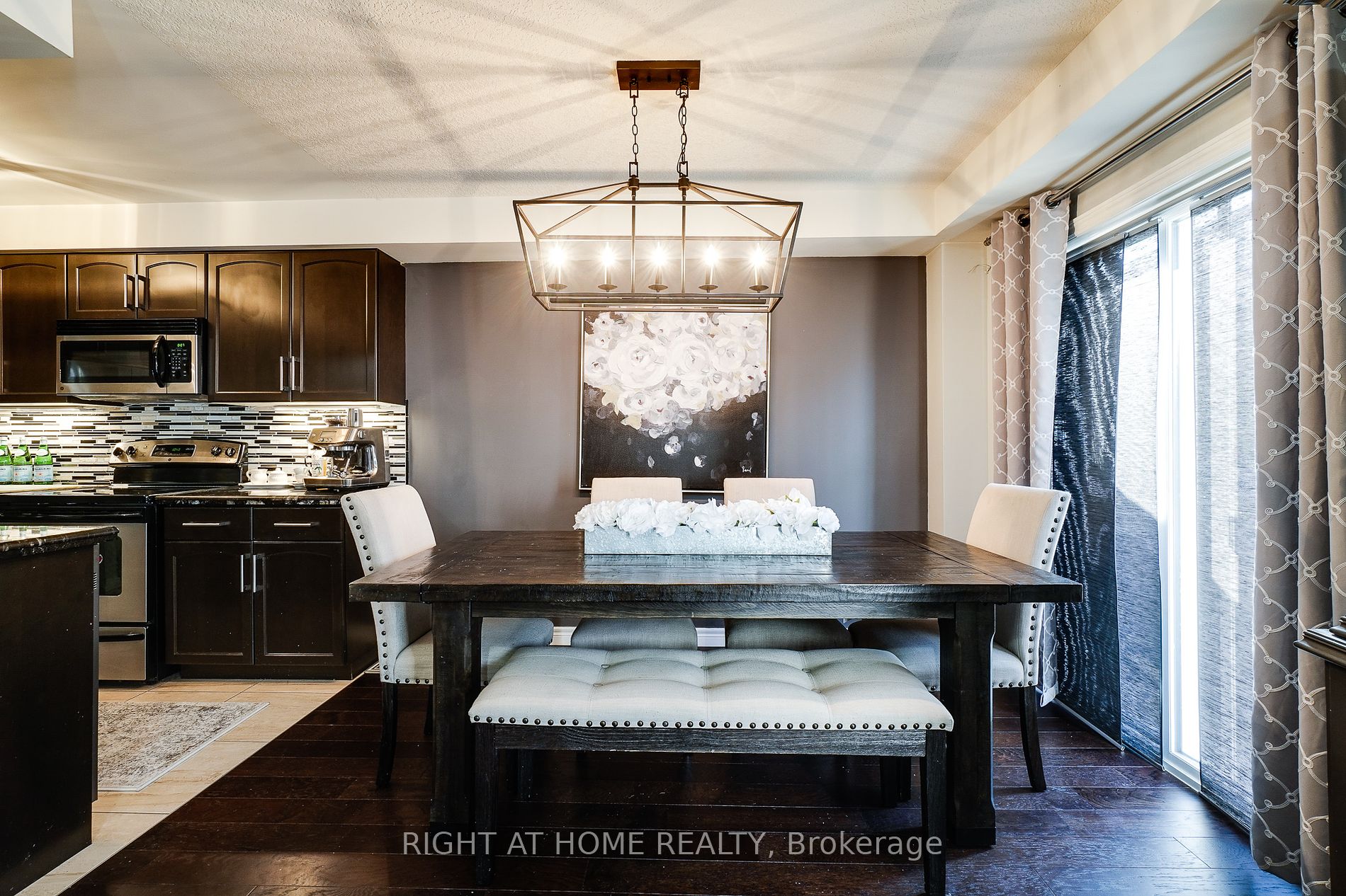 70 Highgate Dr 12