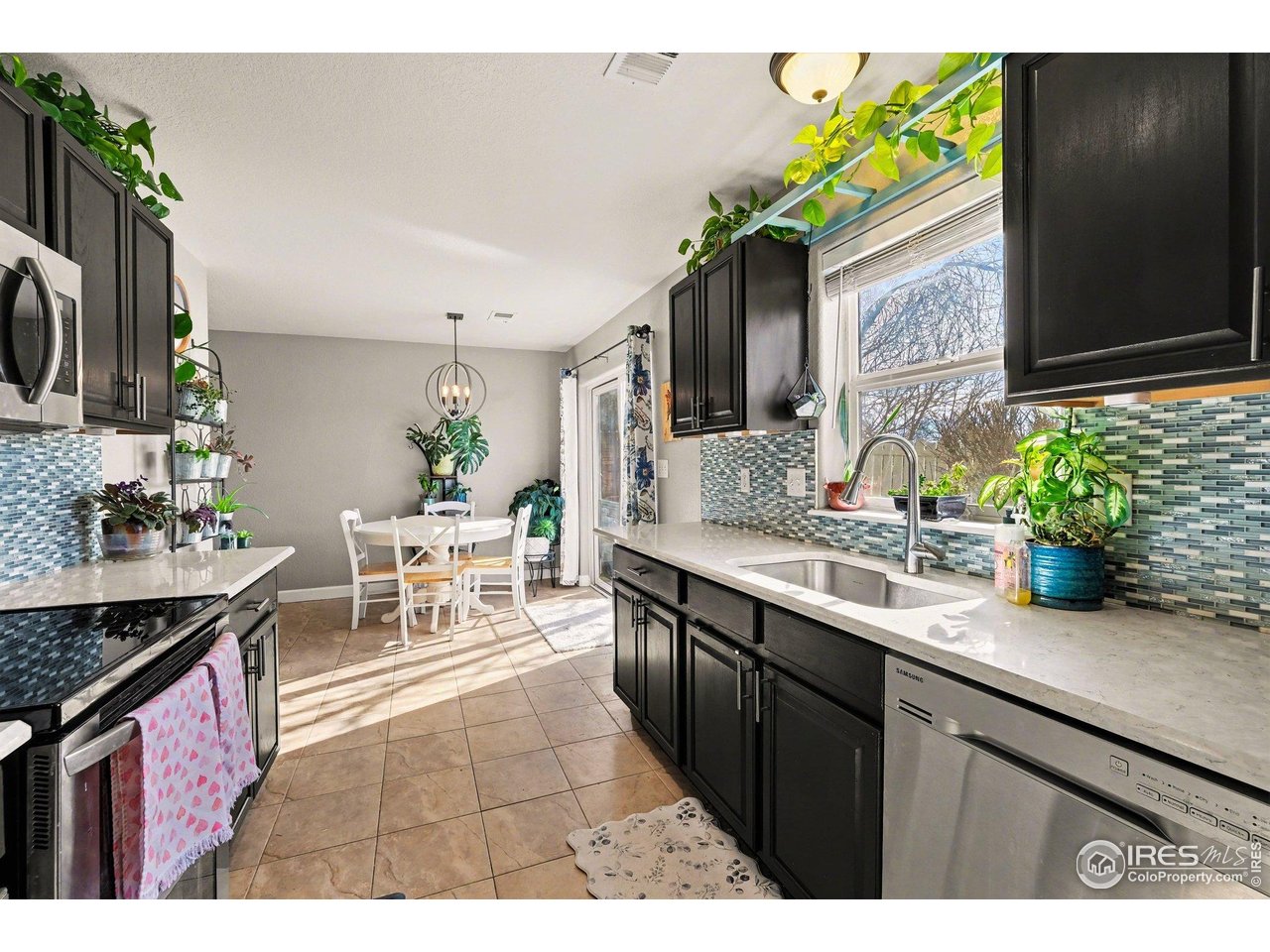 802 Waterglen Dr O64