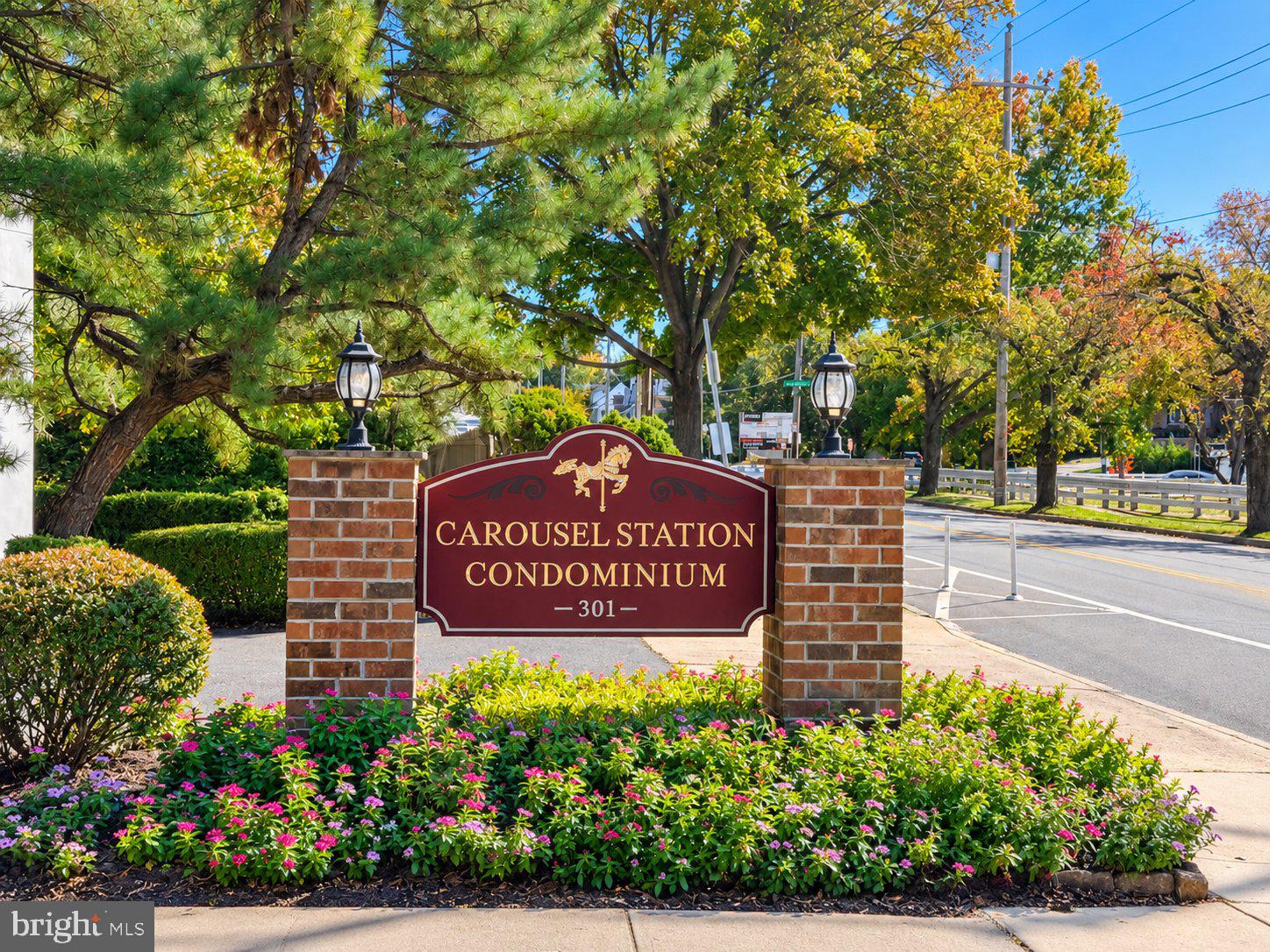 Rare opportunity to own a third-floor residence at Carousel Station Condominiums! This beautifully maintained, spacious home offers the distinctive features that make these upper-level residences so desirable: soaring vaulted ceilings, a versatile upstairs loft overlooking the living area, and two private balconies with picturesque views of the park-like grounds.The expansive living and dining area is filled with natural light through an impressive wall of five-panel Andersen sliding glass doors, creating a bright, airy atmosphere and a seamless connection to the outdoors. Attractive wood flooring flows throughout the main living areas.The updated kitchen features granite countertops, ample cabinetry, and modern appliances, including a new 2025 LG French-Door refrigerator. Two spacious bedrooms and two updated full bathrooms, including one with a contemporary glass-enclosed shower, provide comfortable living. The upstairs loft offers flexible space for a home office, reading retreat, or additional living area.Additional highlights include a heating system installed in 2024, water heater replaced in 2020, in-unit laundry, and outdoor storage with built-in shelving.Enjoy beautifully landscaped grounds and community amenities including a swimming pool, tennis courts, and walking trails, all conveniently located near shopping, dining, and major transportation routes.Discover the space, natural light, and distinctive architectural character of this rarely available third-floor residence!