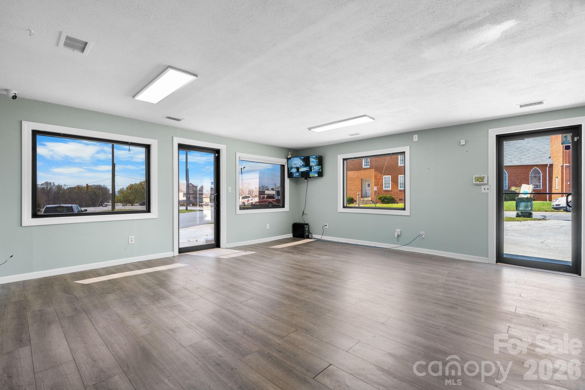 121 13th Street SW