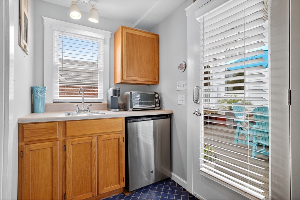 403 Tazewell Ave 384*