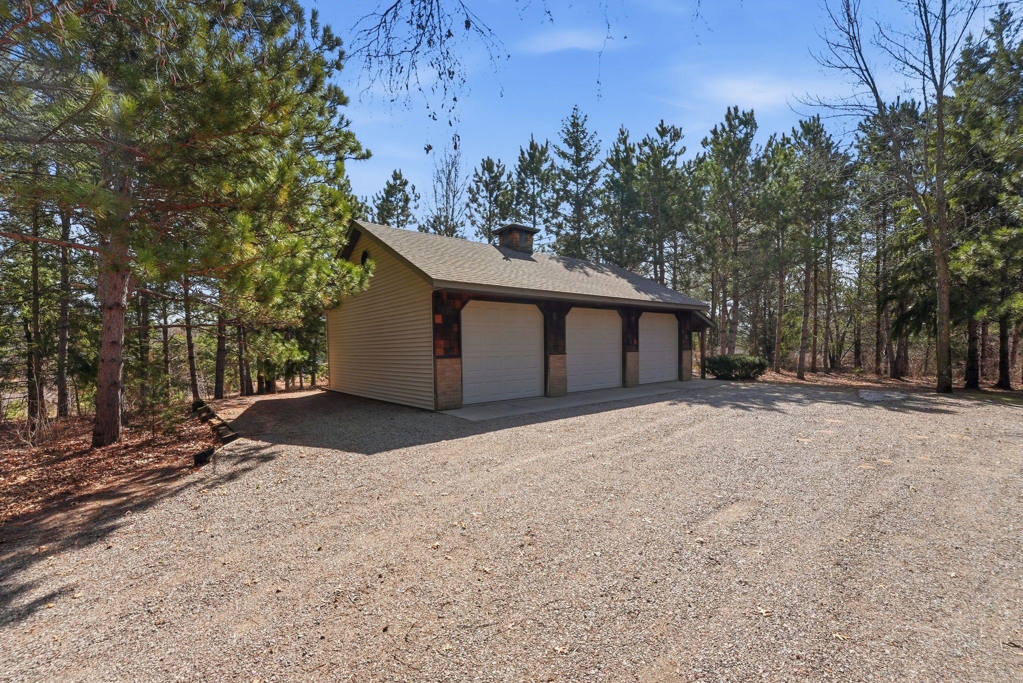 9025 Burton Court NW