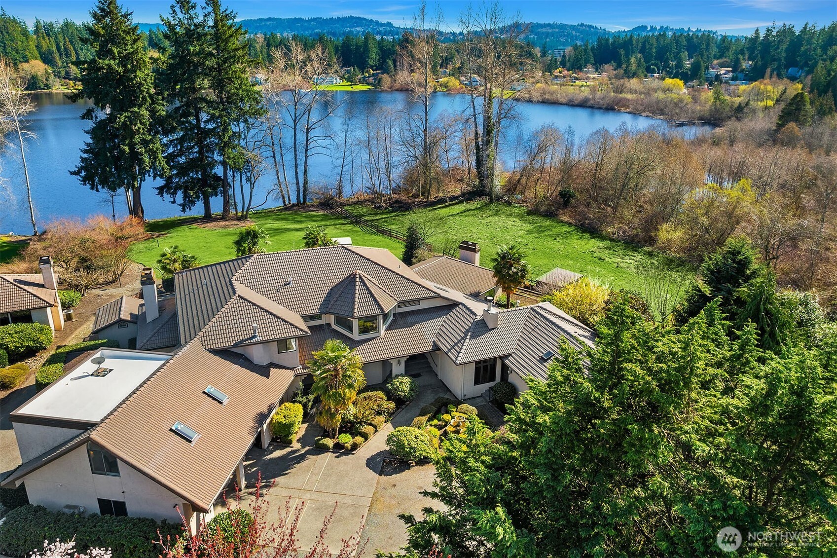 Bellevue - 15805 SE 16th Street