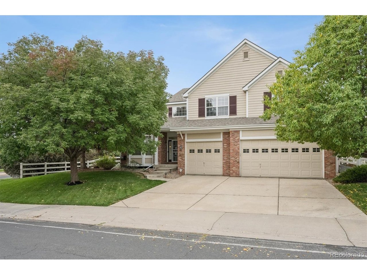 This home is truly exquisite!  Absolute move-in condition! You will enjoy a double door entryway with vaulted ceiling, newly refinished hardwood flooring, and wrought iron security doors.  The entire home has new paint, new carpet, and new laundry room flooring.  You will also find a spacious and inviting formal living room with volume ceiling and formal dining room with bay window, perfect for holidays and entertaining!  A gorgeous kitchen includes slab granite counters, newly refinished hardwood flooring, a spacious eating space, new double ovens, new cooktop and new dishwasher.  Adjoining the kitchen is a warm family room with beautiful built-in bookshelves, built-in speakers, and gas log fireplace.  Adjoining the family room is a gorgeous main floor office, boasting built-in bookshelves and adjoining 3/4 bath.  Both the family room and kitchen overlook an enormous, covered patio complete with dimmable lighting and speakers.  Formal living room, formal dining room and kitchen eating space all have bay windows. A beautiful staircase leads to 4 upper-level bedrooms plus a loft/flex space.  You will absolutely fall in love with the size of the primary suite which includes a vaulted ceiling and adjoining spacious 5-piece bath with oval soaking tub.  Primary bedroom also includes two full walk-in closets!  Additionally on the upper level, you will find 3 secondary bedrooms - one full en suite bedroom with full bath, plus 2 more spacious bedrooms adjoined by a full bath.  All upper level bedrooms include new carpeting, new paint and ceiling fans/lighting.  This home has a full exterior brick surround on the main level and beautiful landscaping.  Monthly HOA fee includes trash removal and greenbelt maintenance.  This home does not disappoint!  Listing agent is related to Seller.