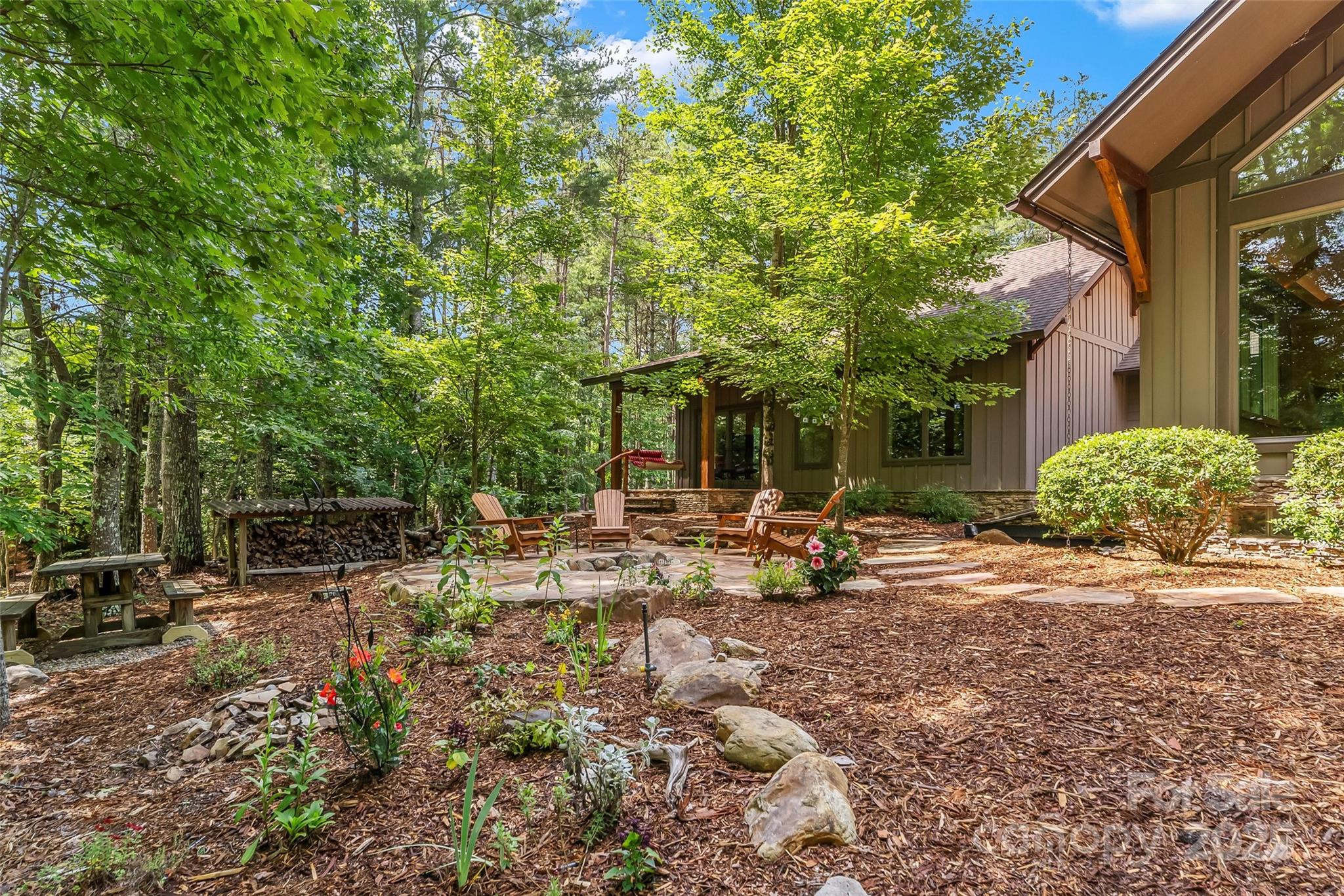 429 Turtle Head Drive