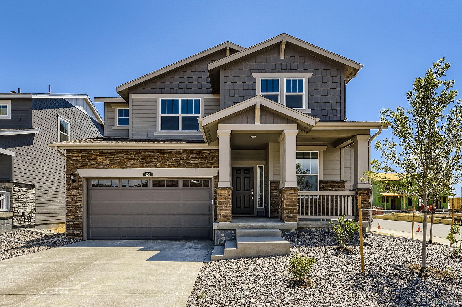 656 N Clubview Street