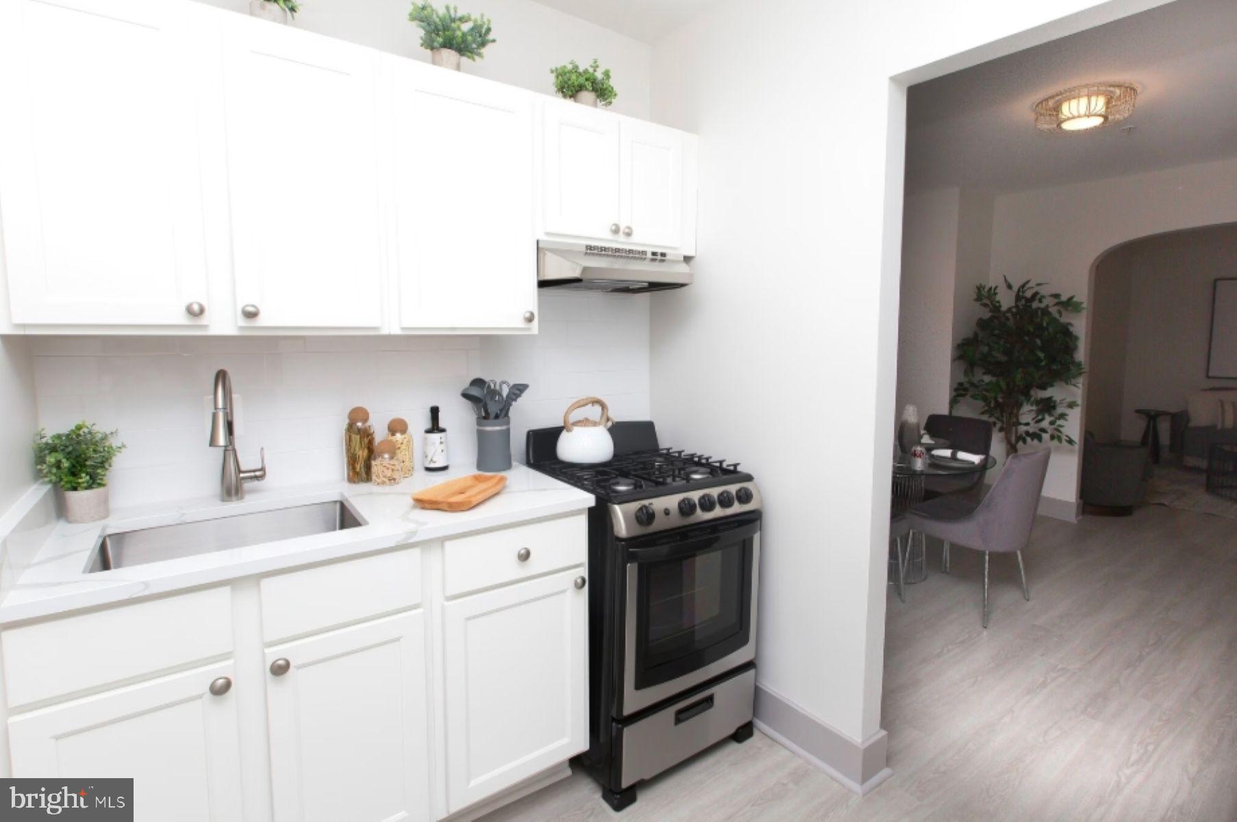 Discover modern living at The Tobee, a beautifully renovated apartment community in the heart of Mount Vernon. Fully renovated in 2020 and under new management, our spacious residences feature open floor plans, soaring ceilings, abundant natural light, stainless steel appliances, quartz countertops, engineered hardwood flooring, custom walk-in closets, and stylish contemporary finishes.Located just steps from Baltimore Penn Station, Johns Hopkins, premier dining, cultural attractions, and green spaces, The Tobee offers the perfect blend of historic charm and urban convenience. Experience elevated city living at The Tobee. Your new home awaits.