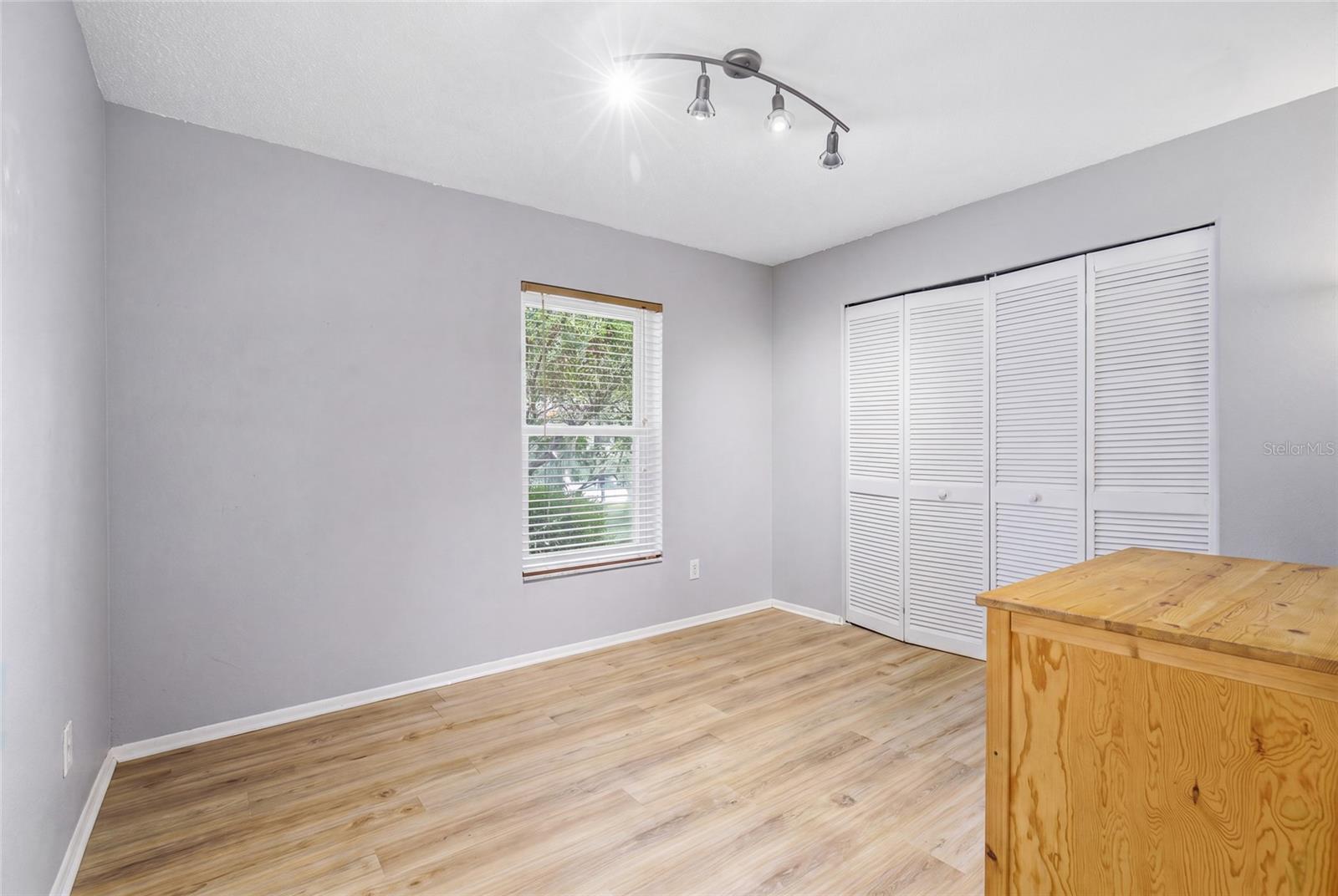 8040 Cloverglen Circle