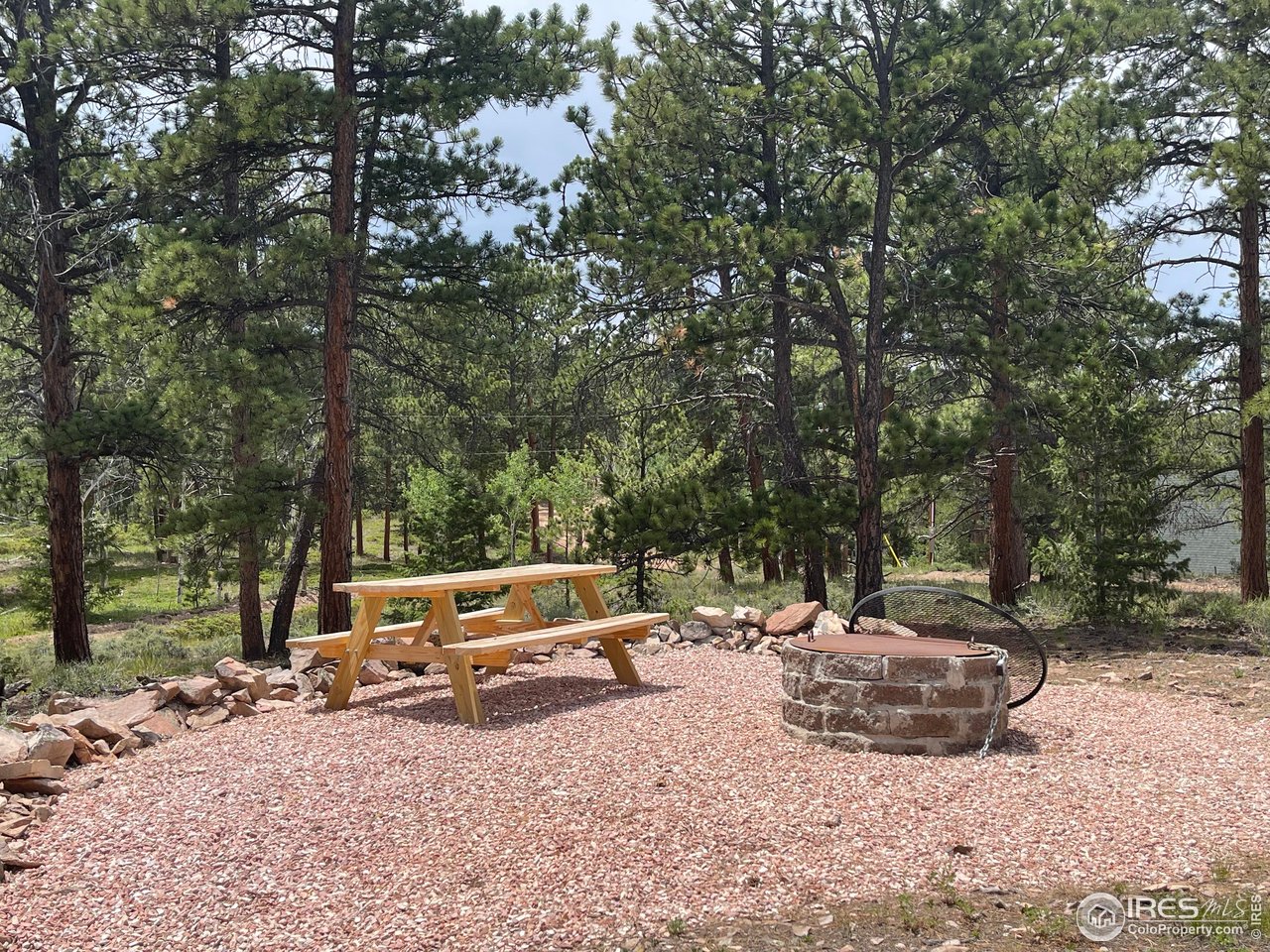 416 Comanche Cir