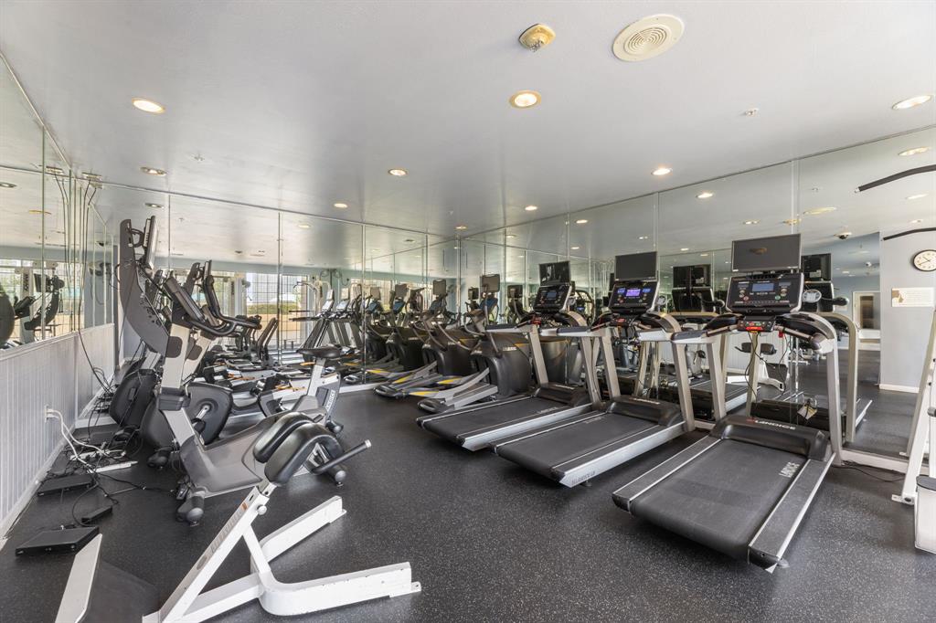 3225 Turtle Creek Boulevard 120