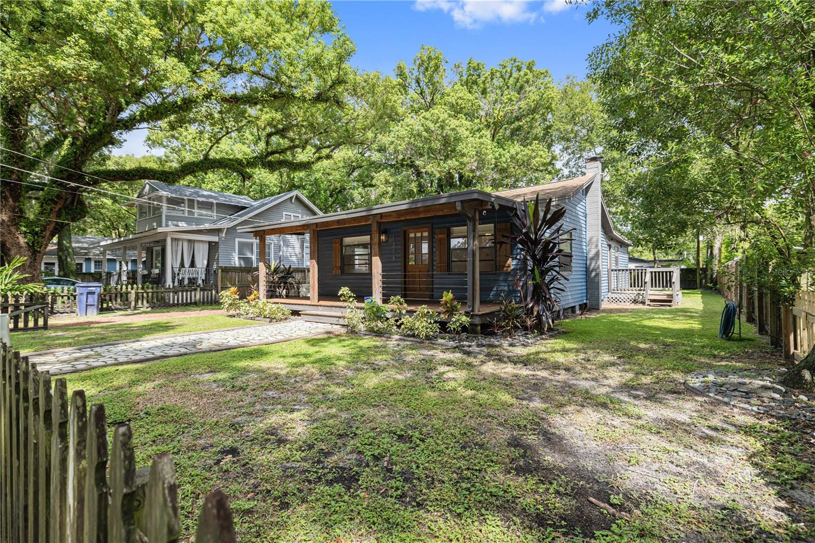 1206 E Louisiana Avenue