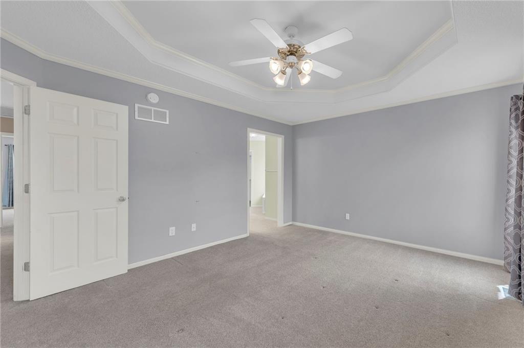 7442 N Sycamore Avenue