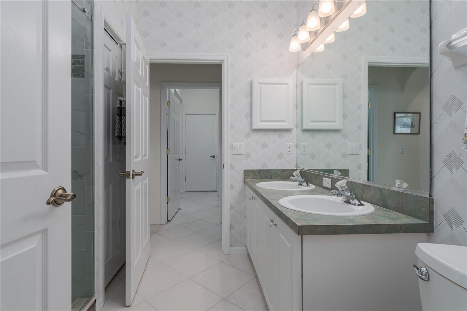 6101 Laurel Creek Trail