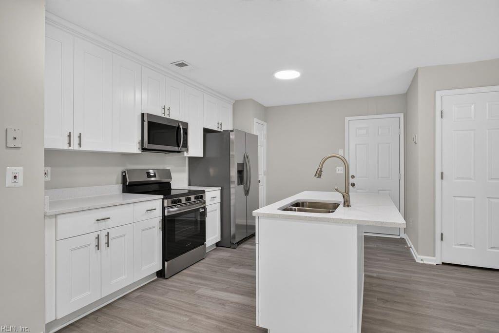 121 Sheppard Drive