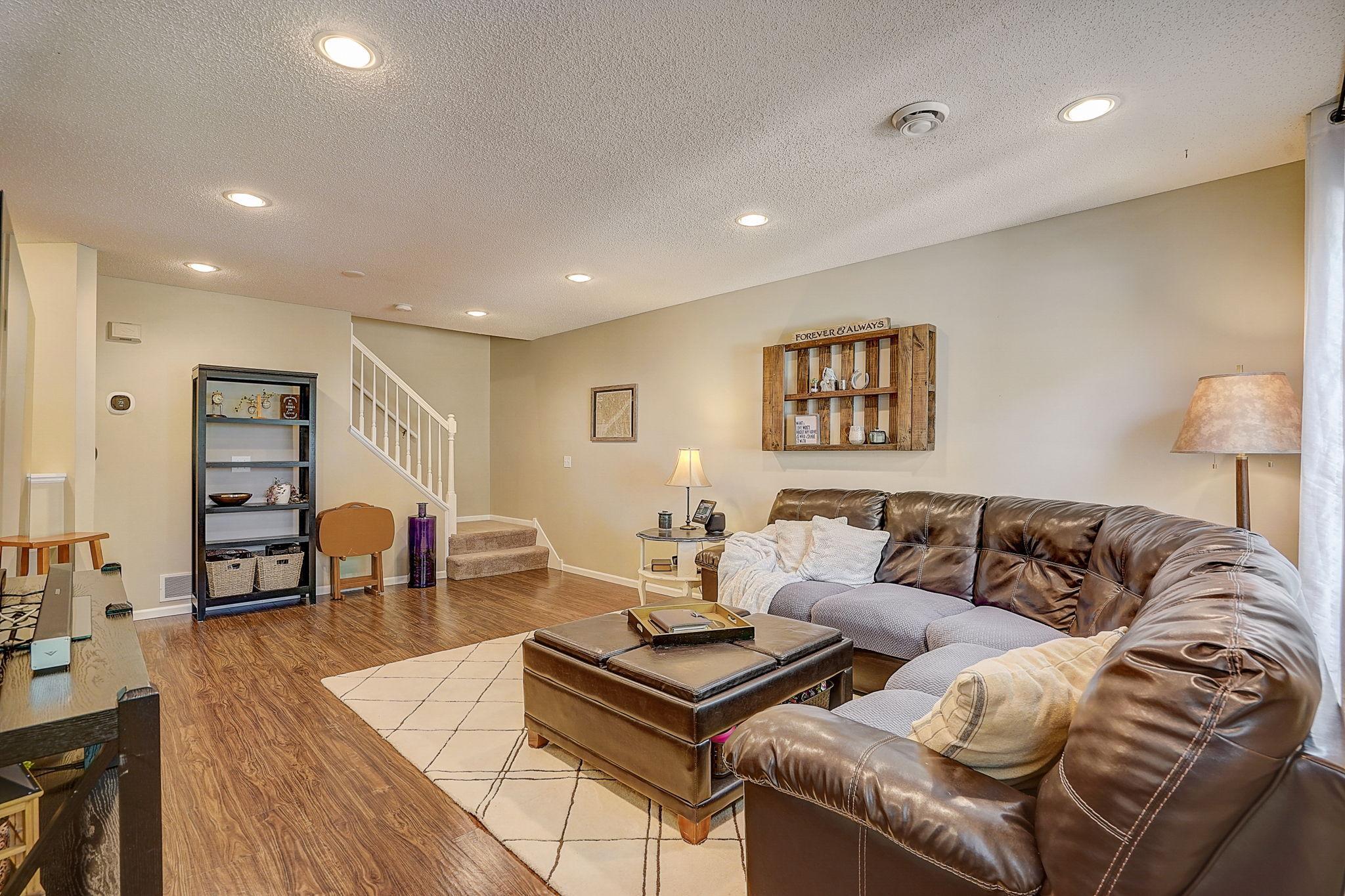 7162 Quarry Avenue NE