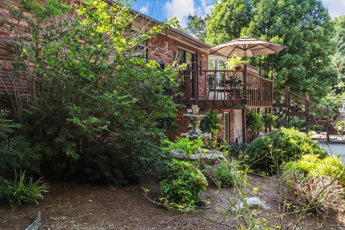 3438 Highway 13 N