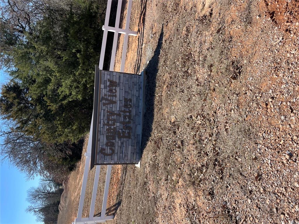 Growing area with some beautiful homes already built or almost finished.  There are paved roads all the way and only 20 minutes to Norman.  Come check it out and pick your acreage lot soon!  There are 20 other lots available.