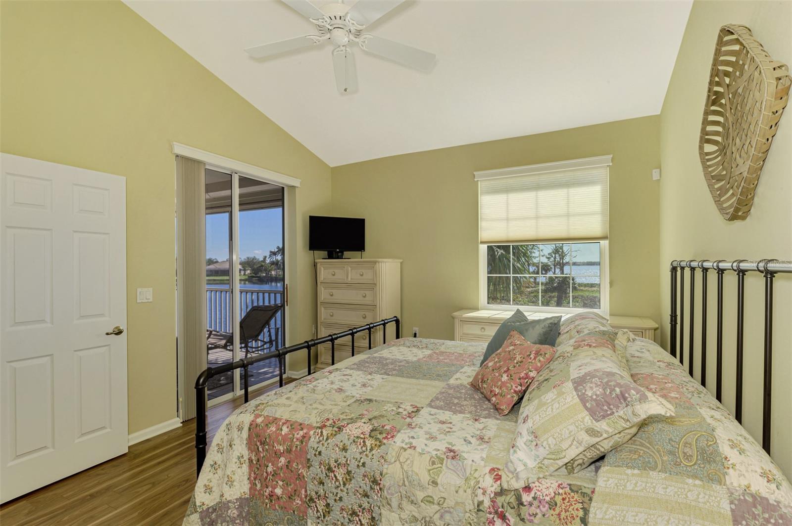 4604 Club Drive B201