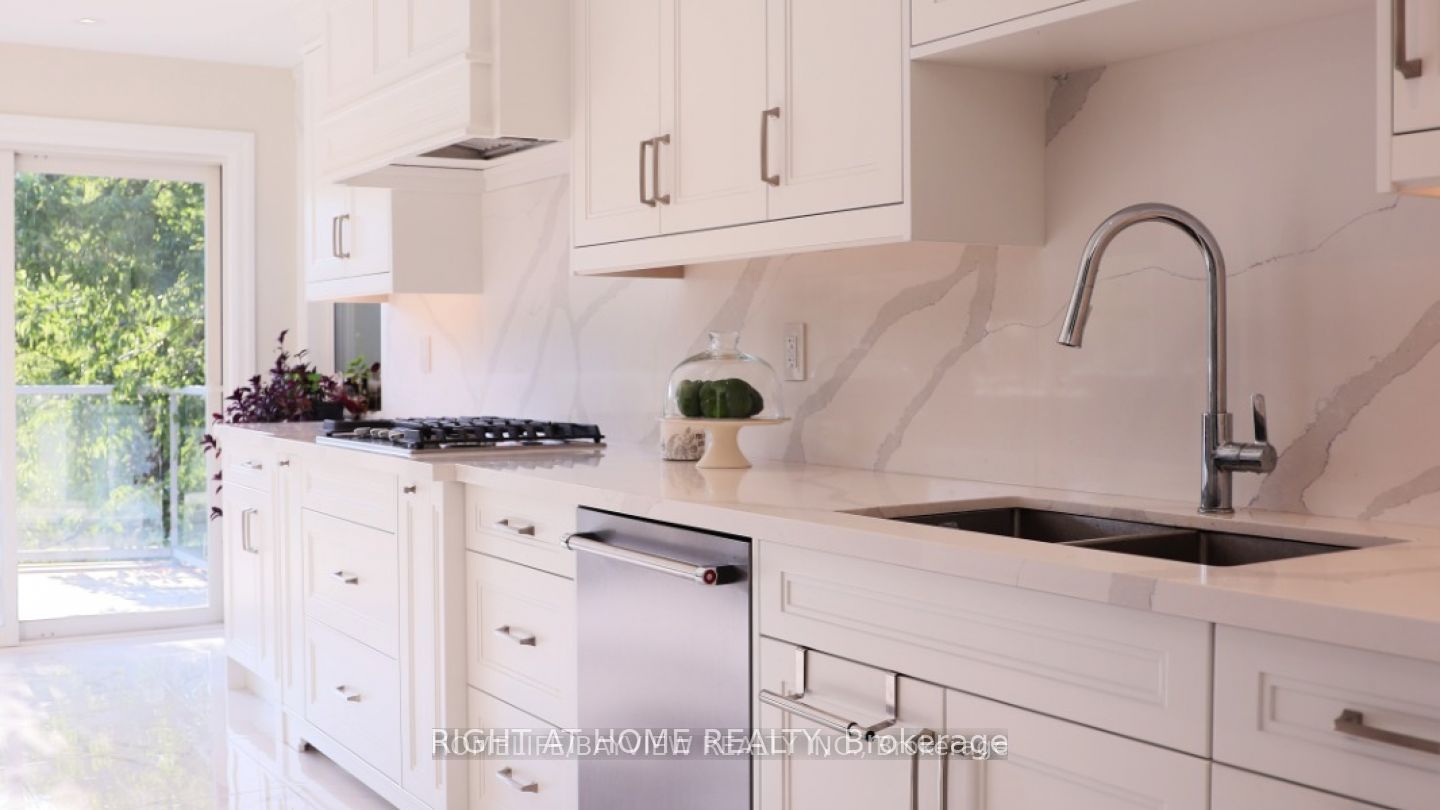 28 Bayview Park Lane