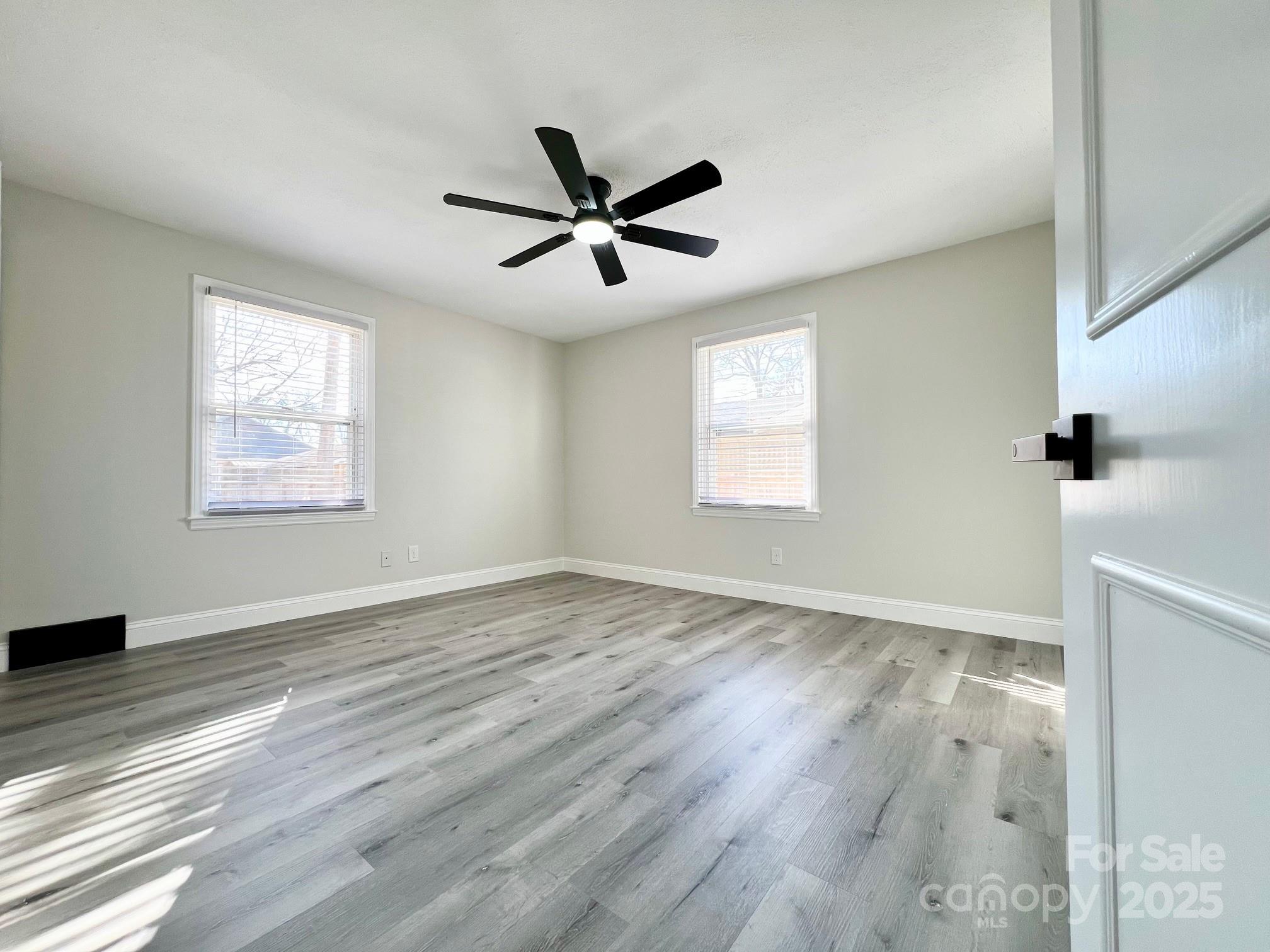 441 Kingfield Drive SW